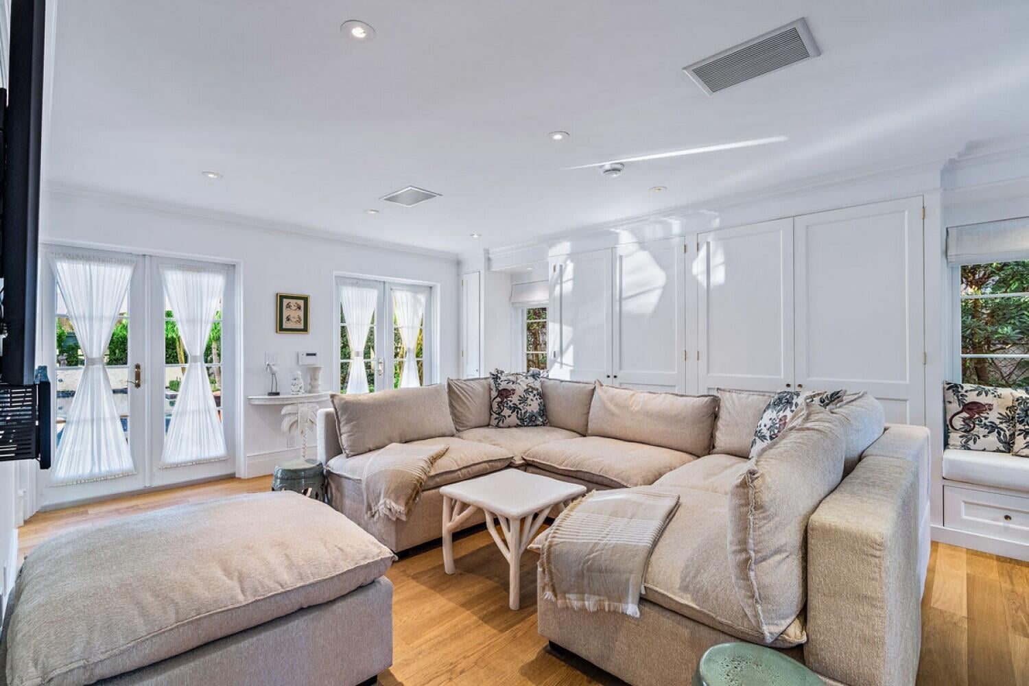 Residence photo 22