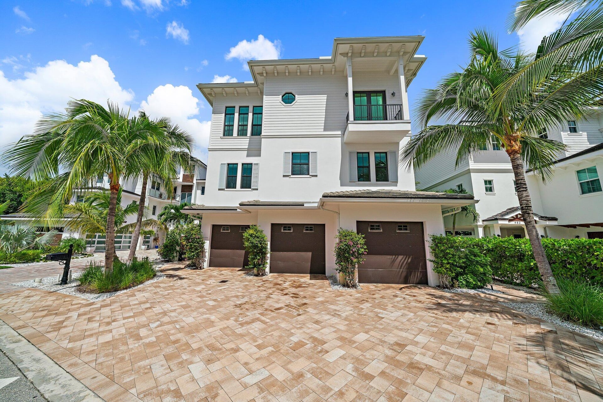 Residence photo 2