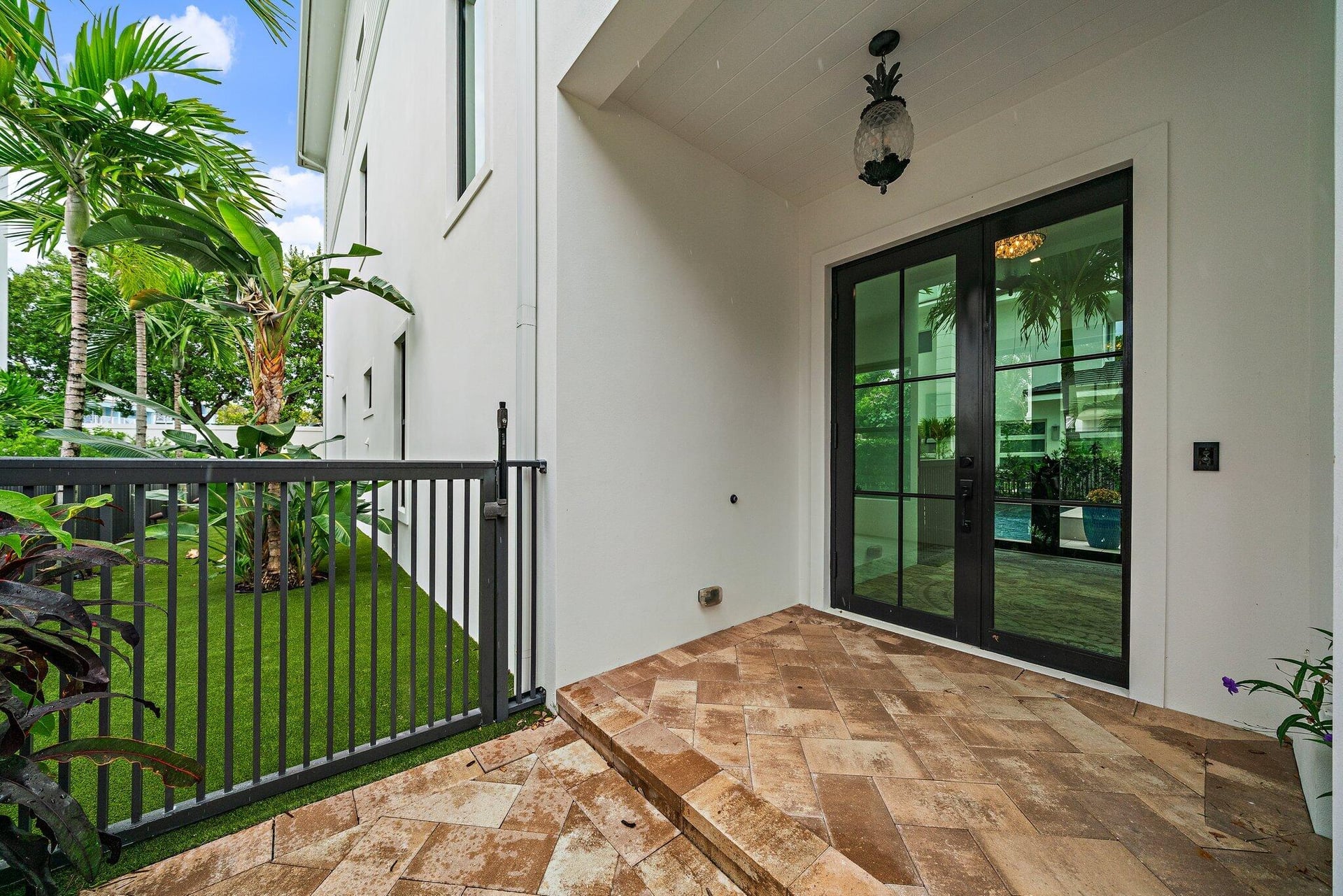 Residence photo 6