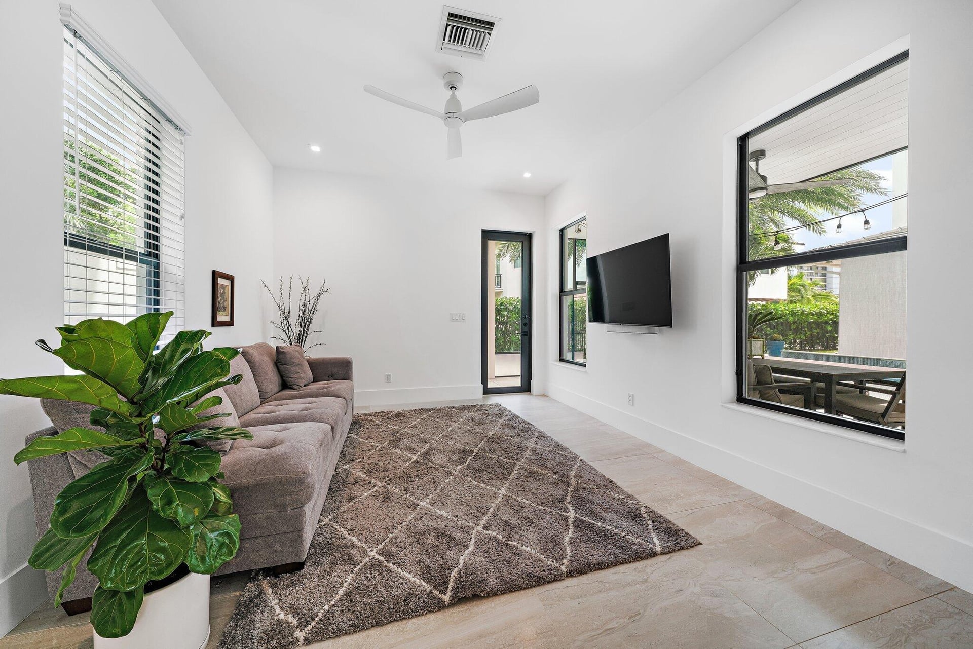 Residence photo 14