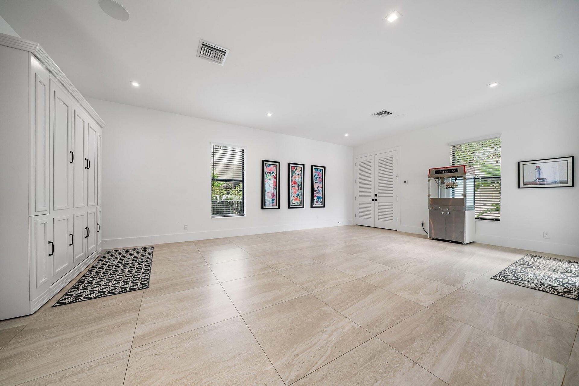 Residence photo 16