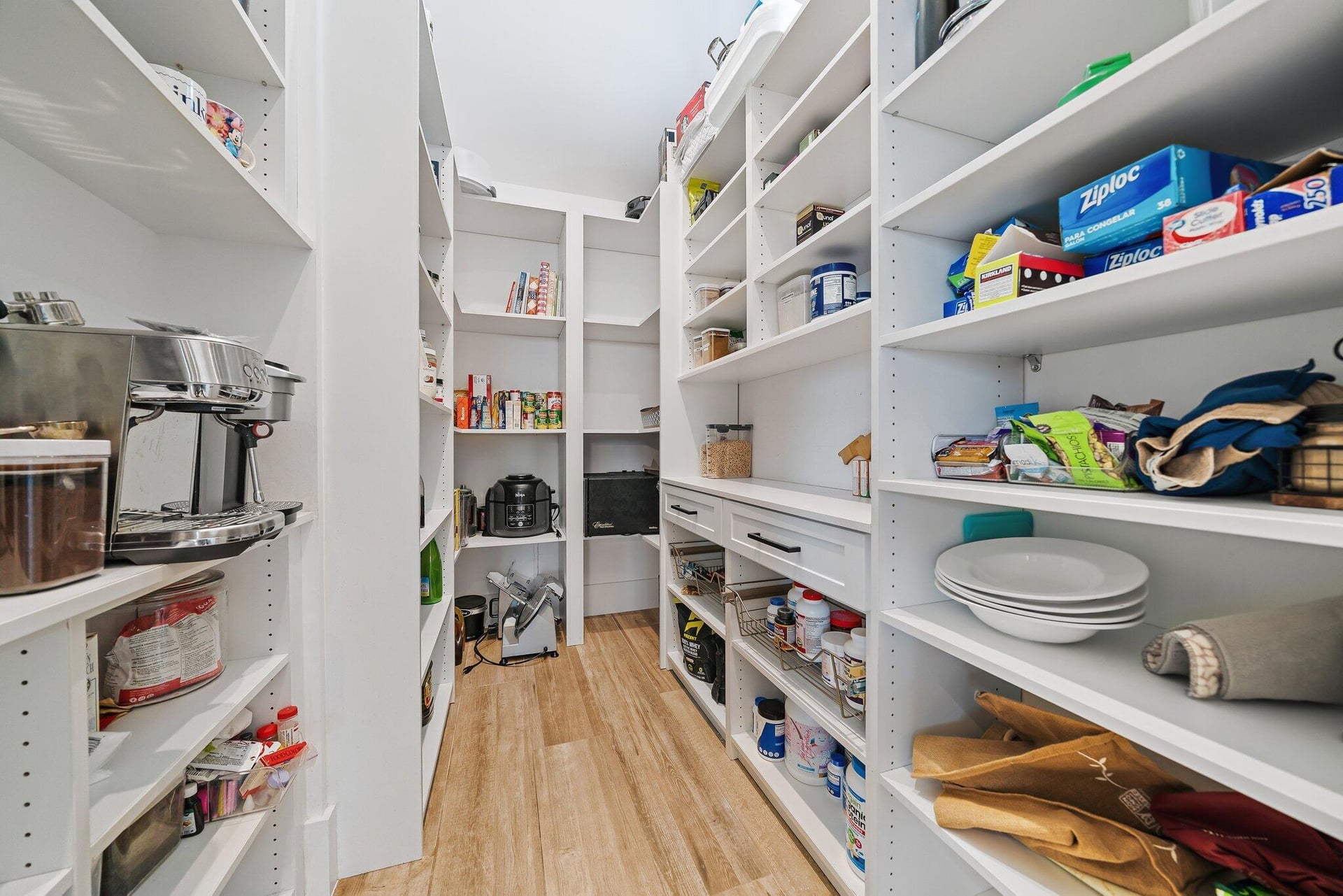 Residence photo 60