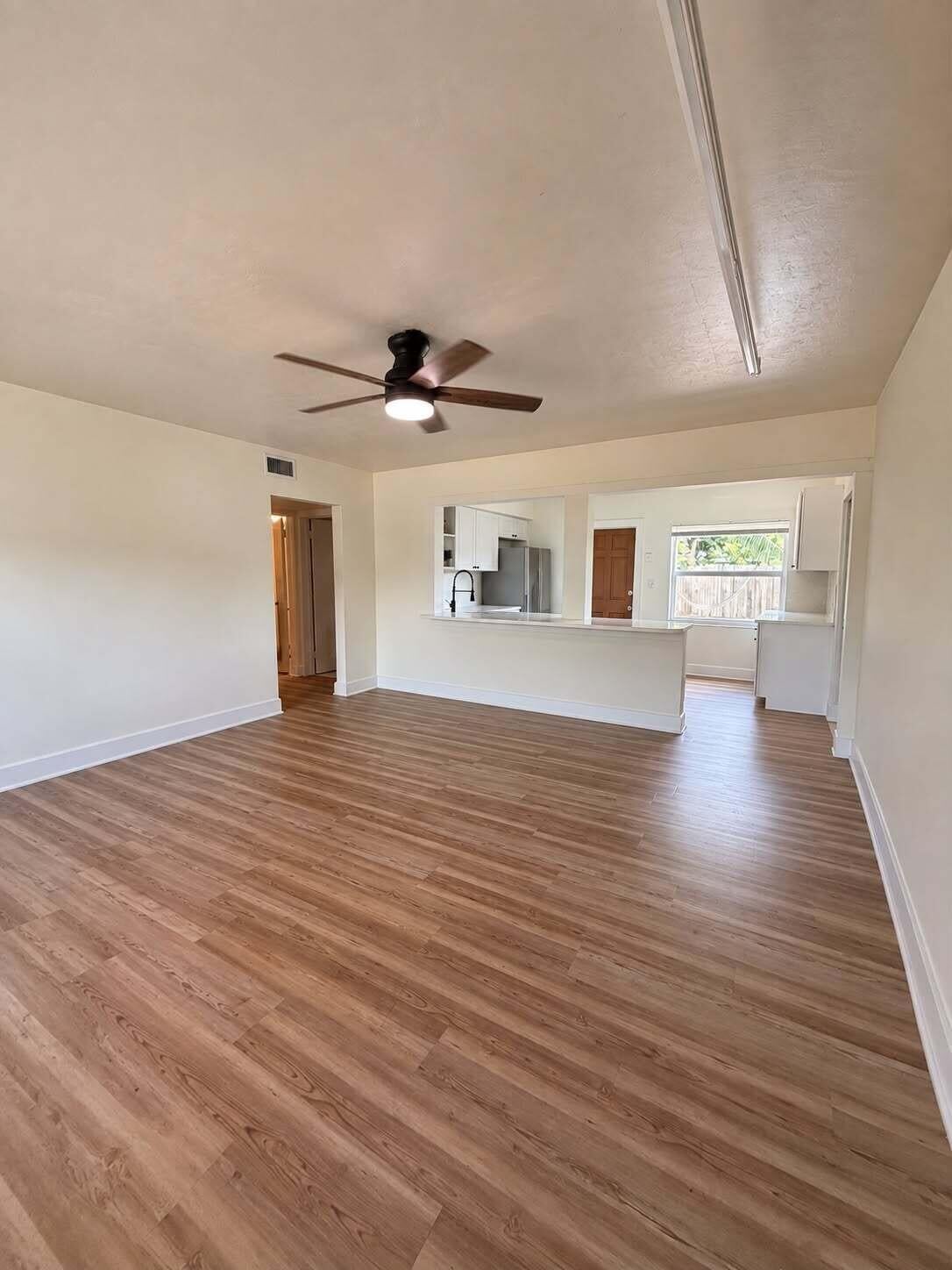 Residence photo 5