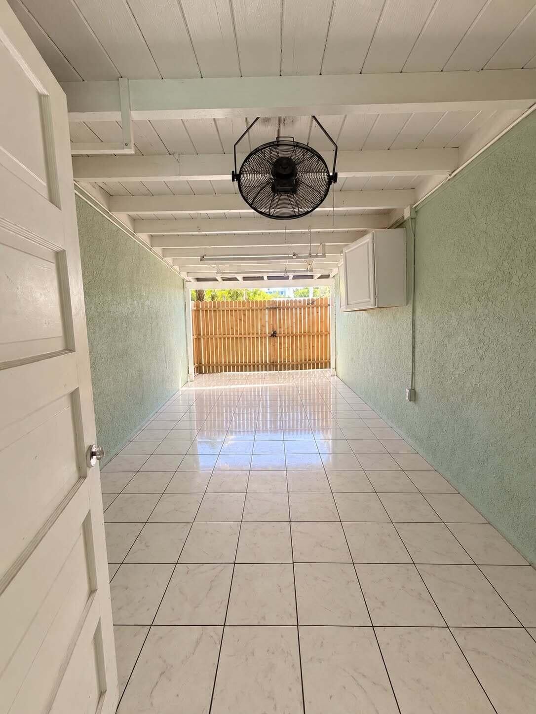 Residence photo 22