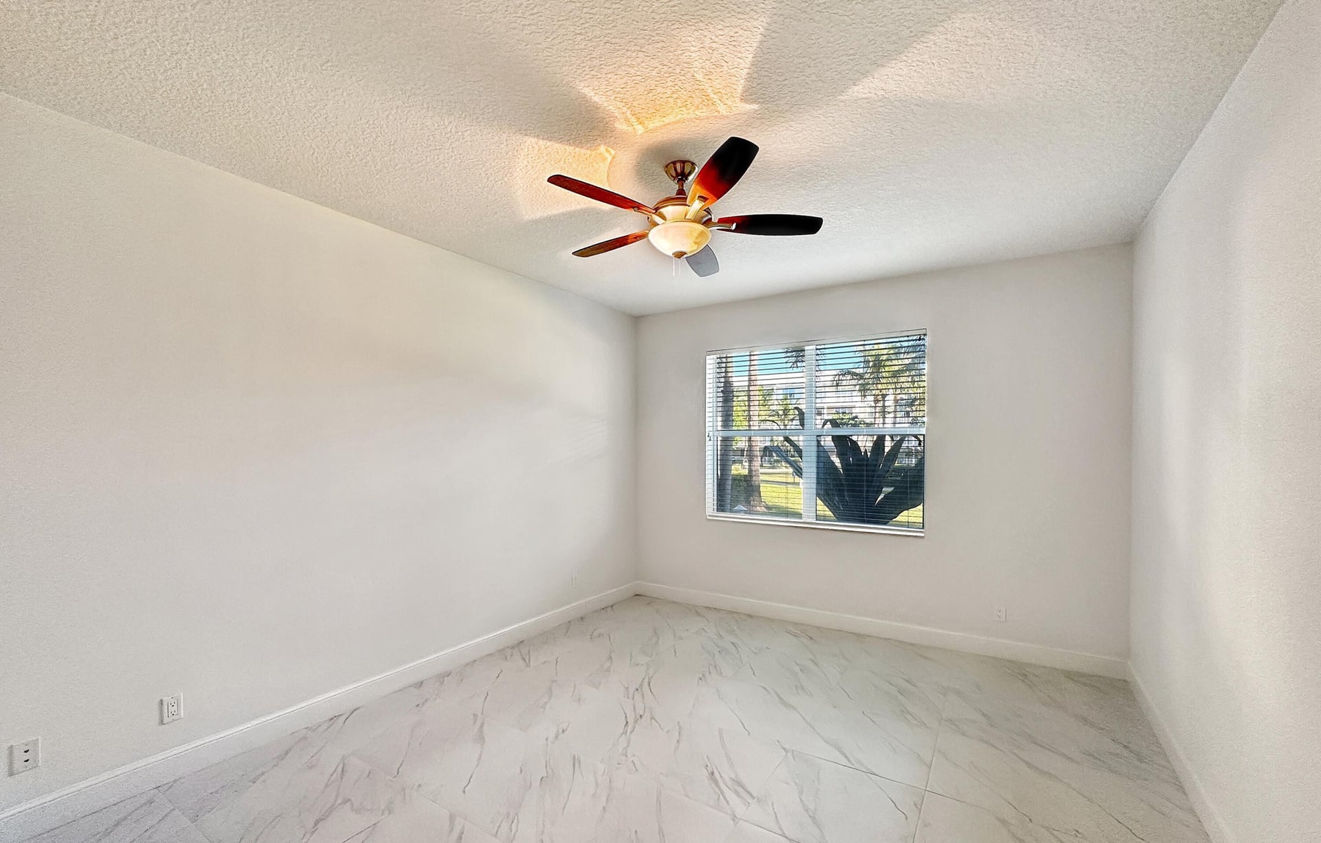  Unit 312 photo 8
