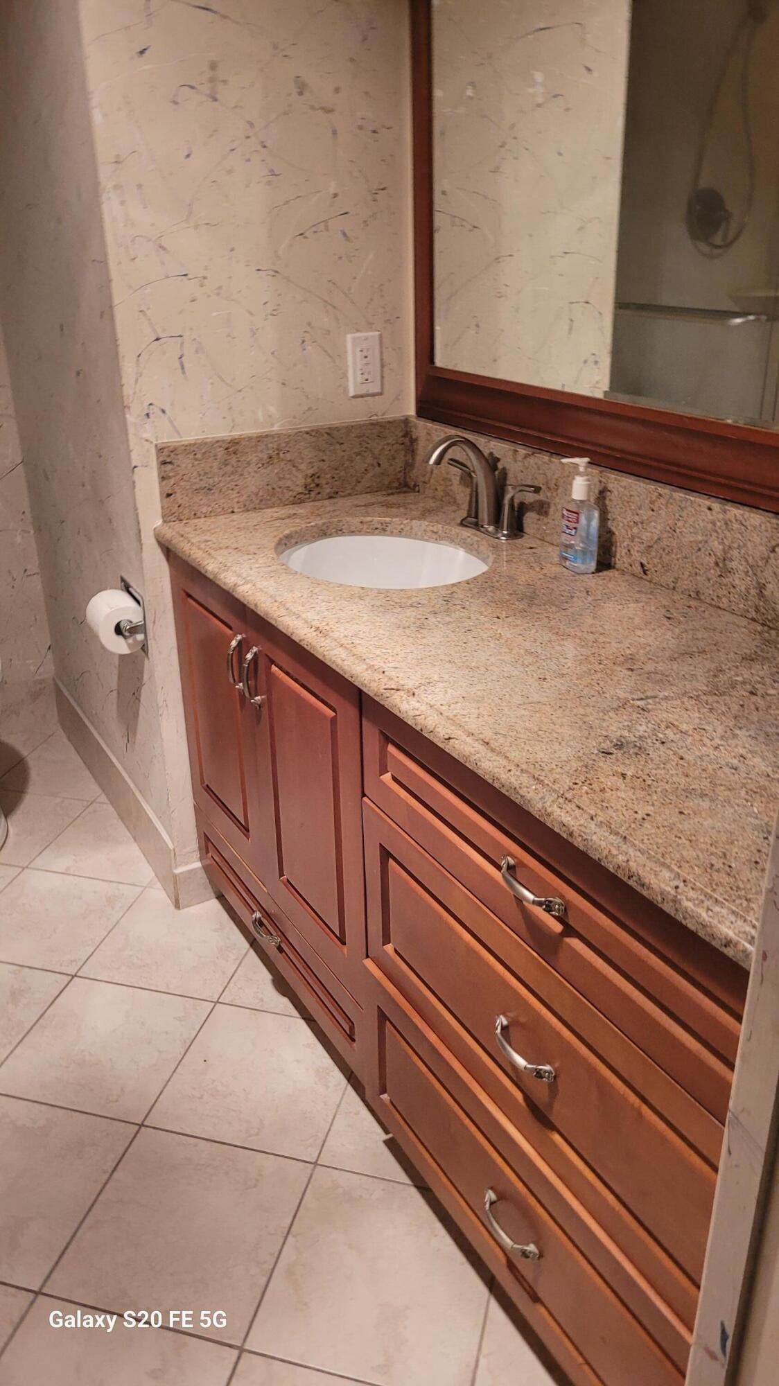  Unit 3027 photo 12