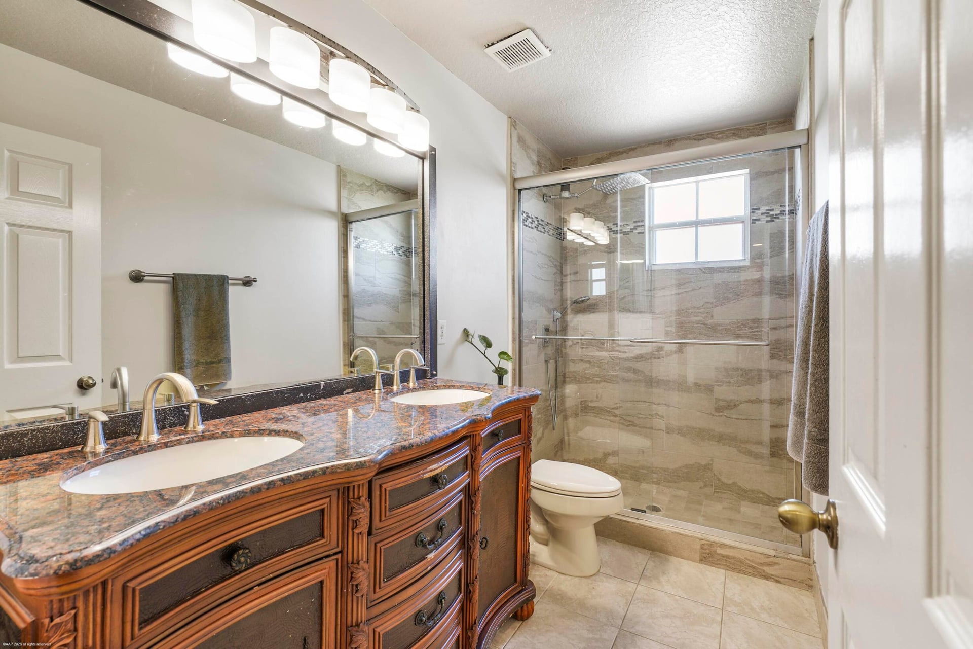 Residence photo 31