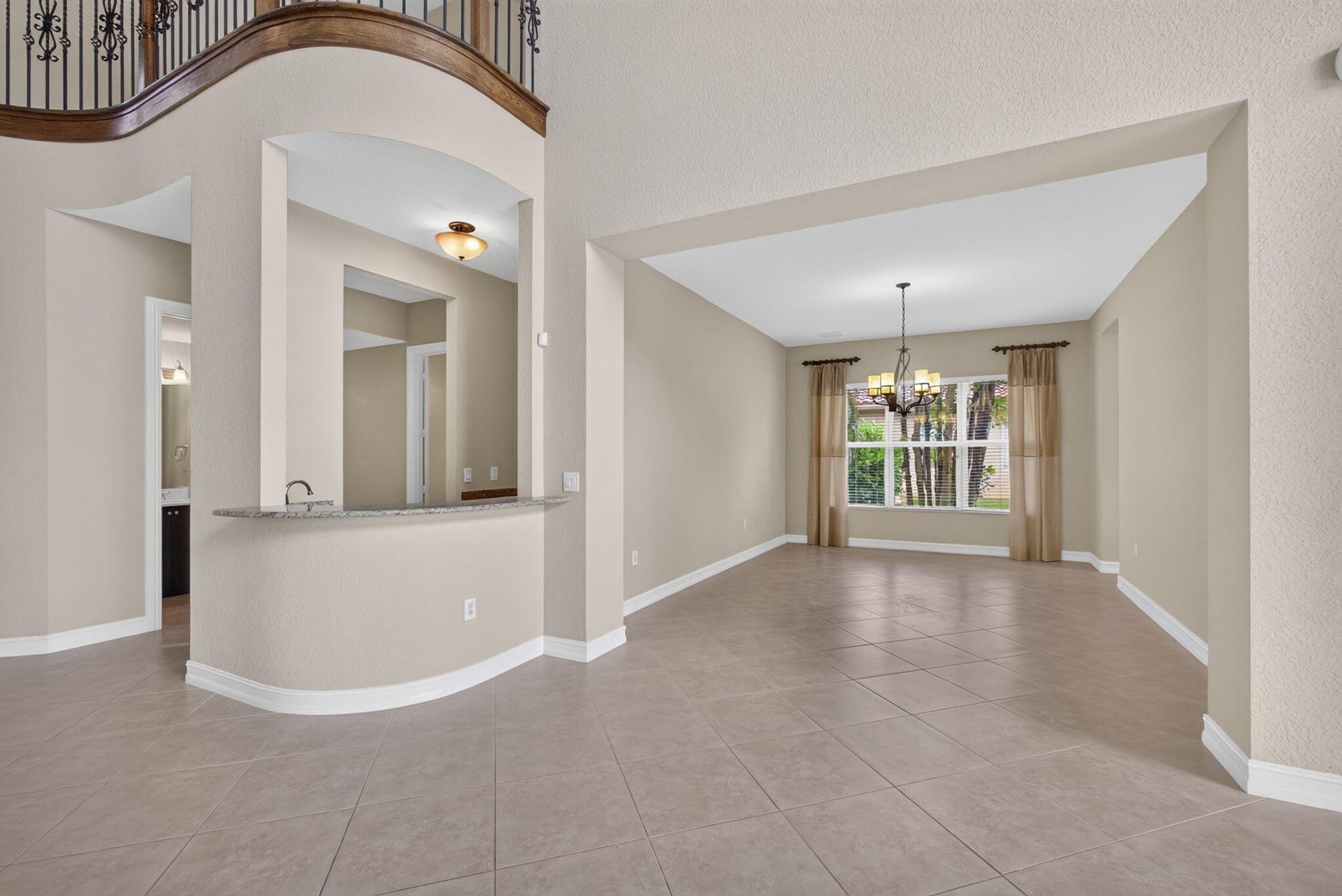 Residence photo 32