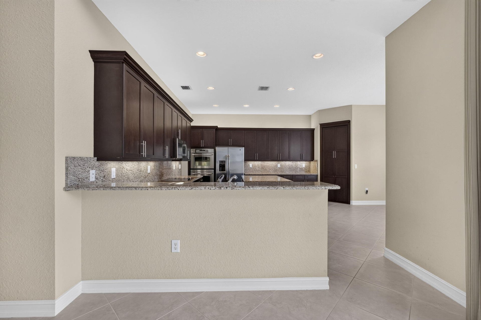 Residence photo 39