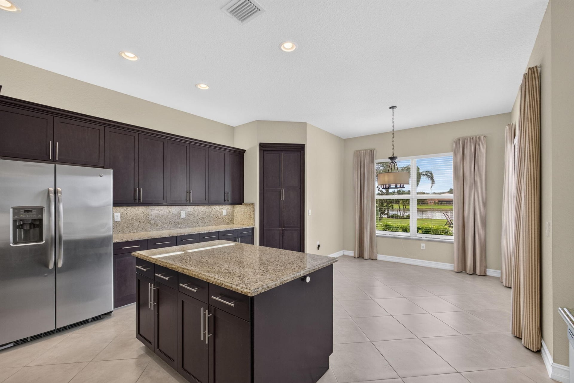 Residence photo 45