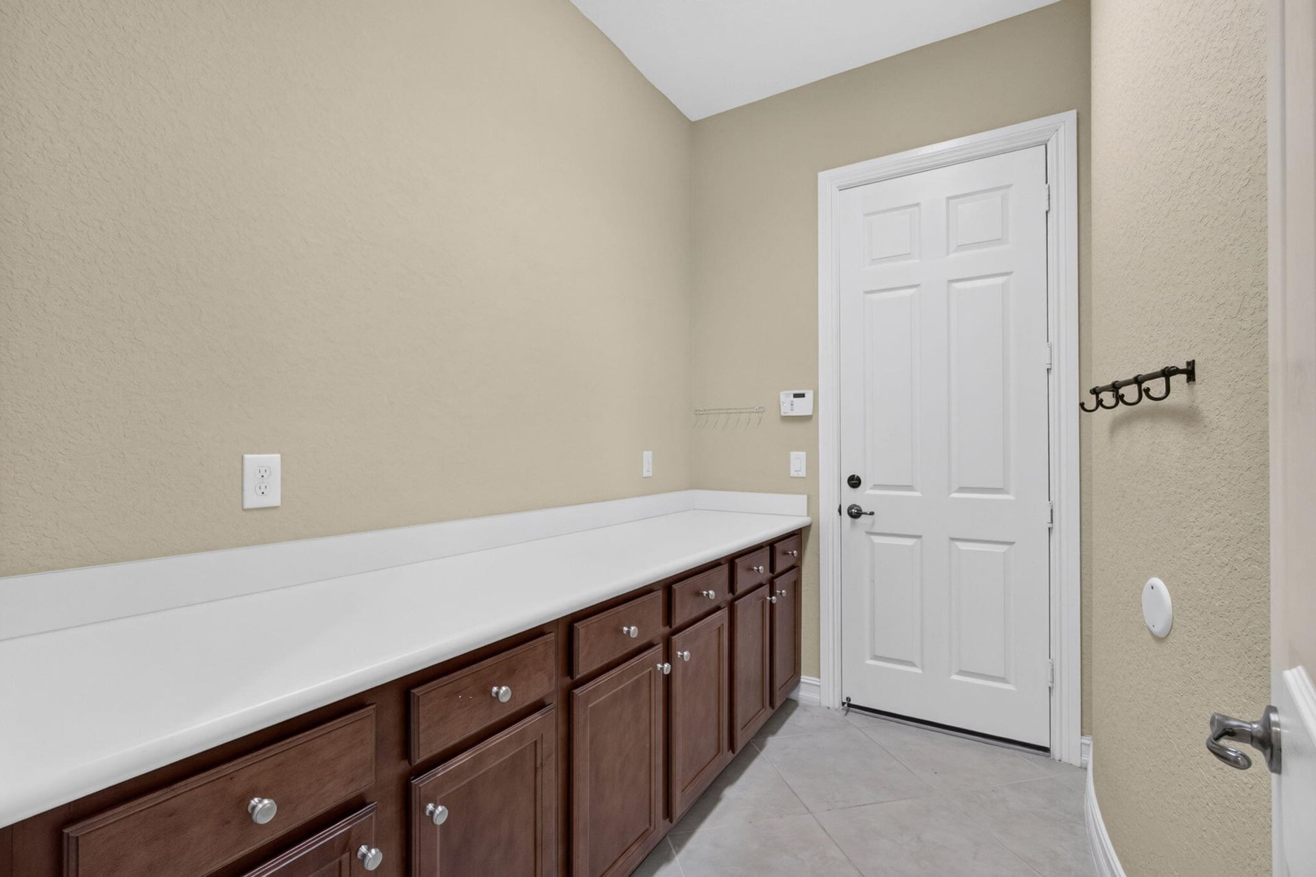 Residence photo 57