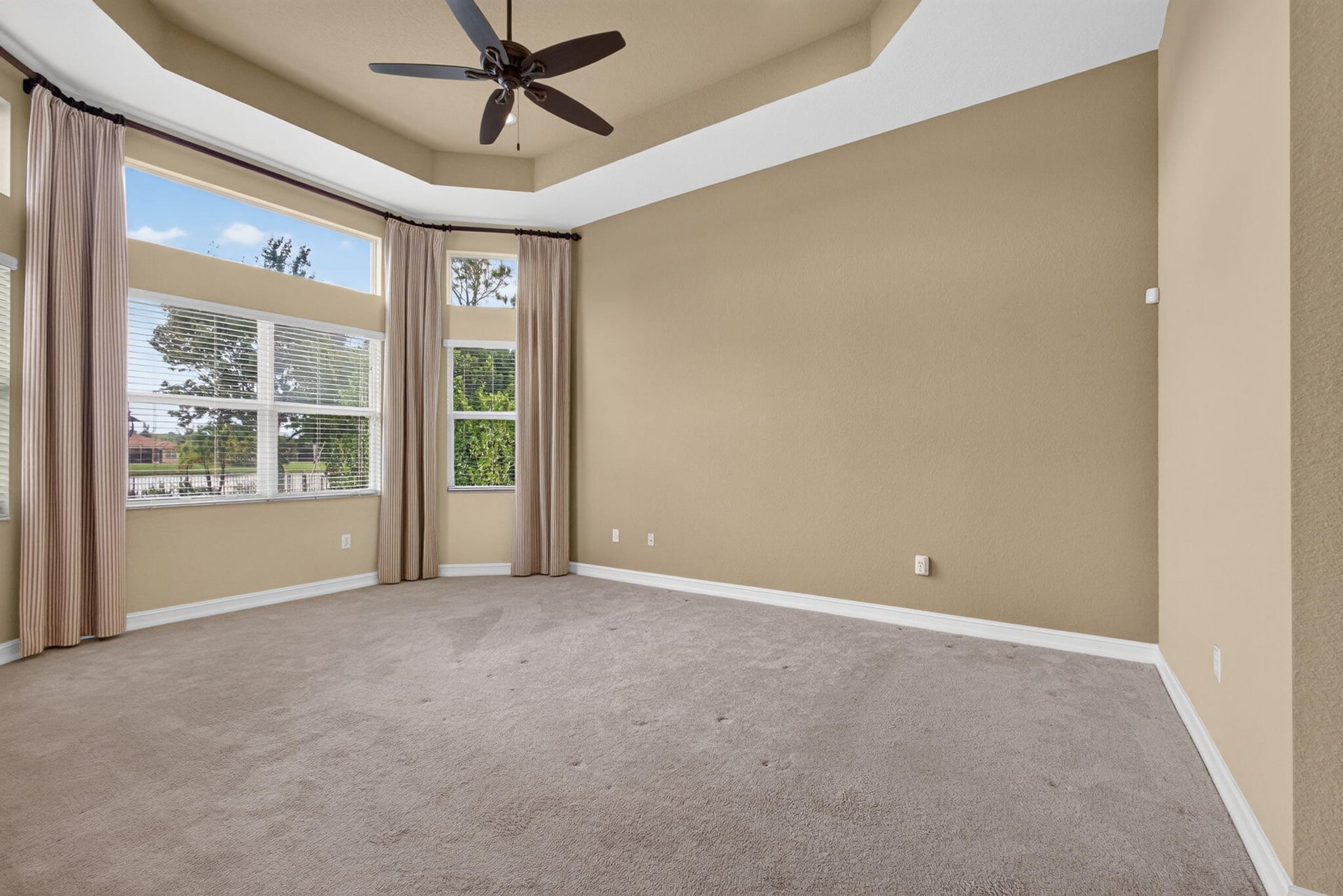 Residence photo 65
