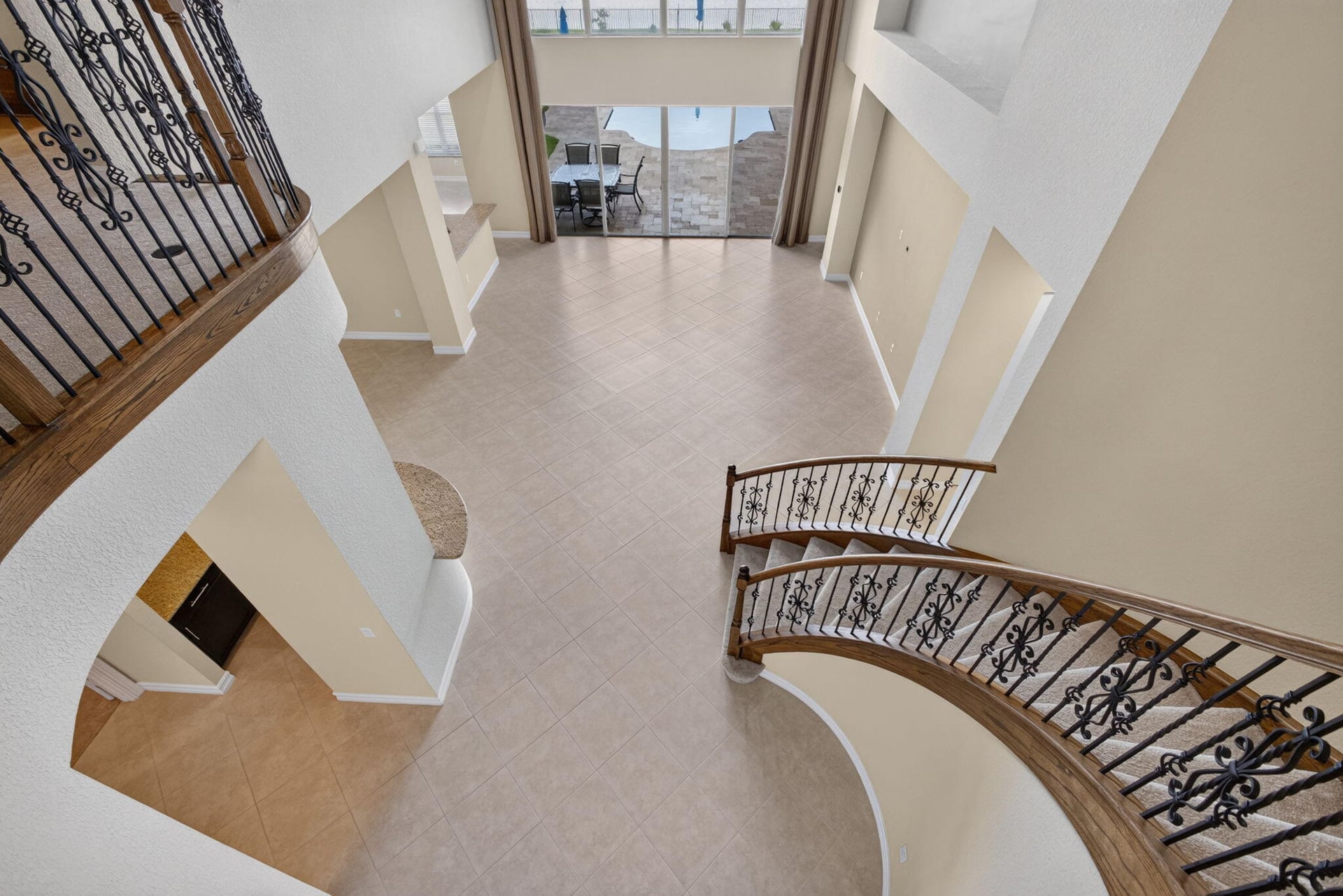 Residence photo 73