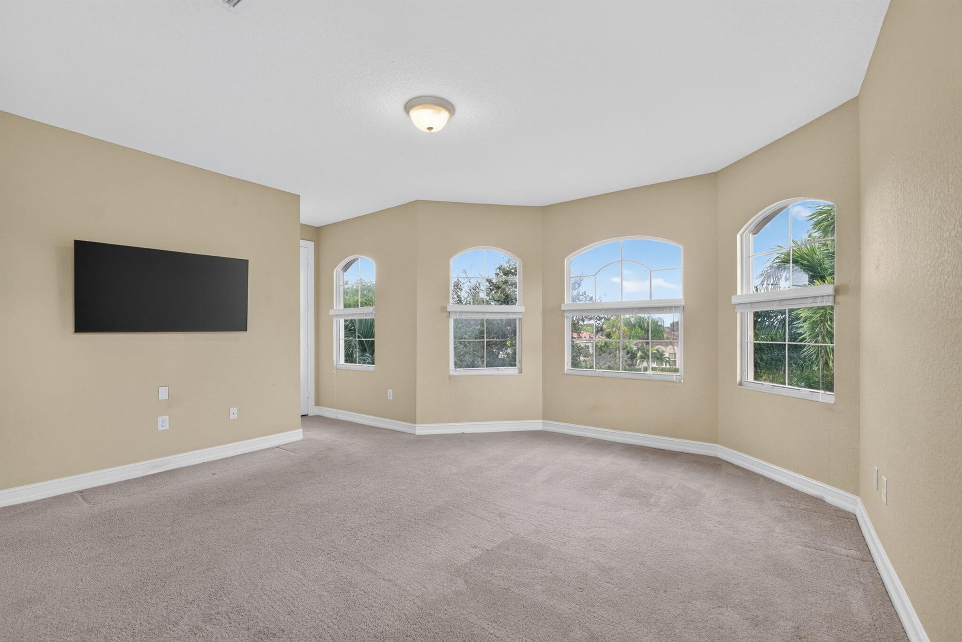 Residence photo 81