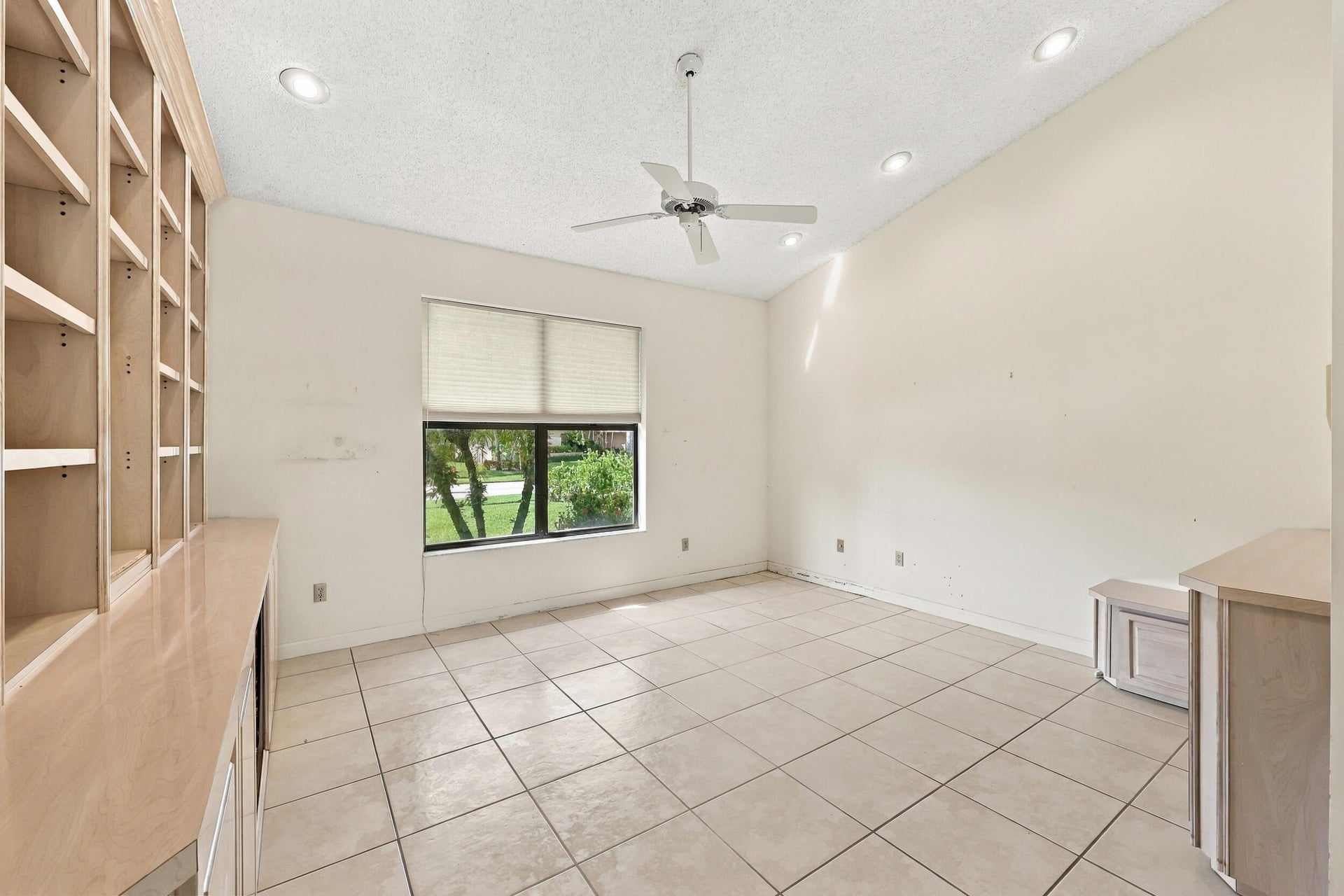 Residence photo 12