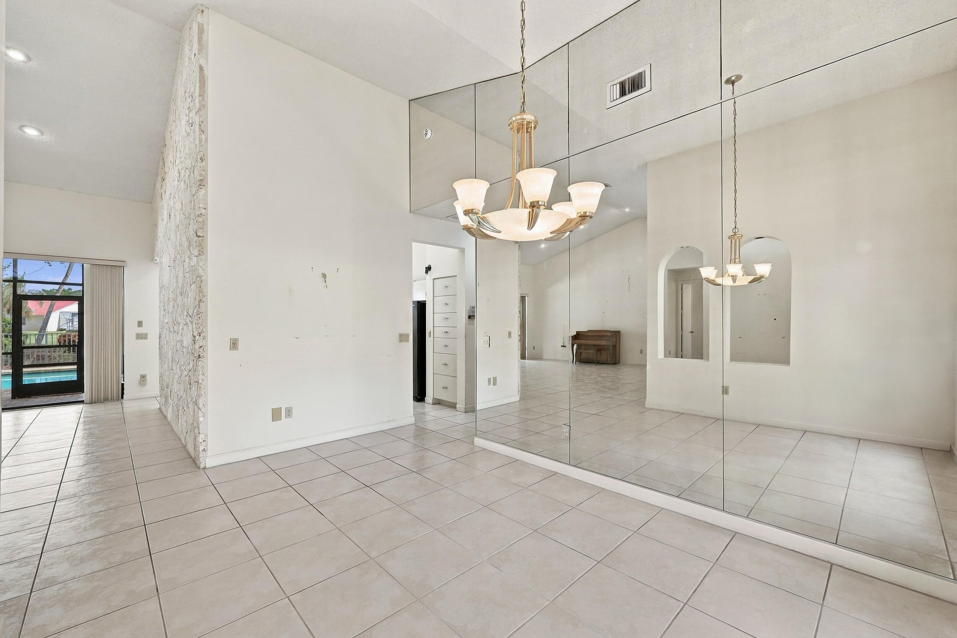 Residence photo 23