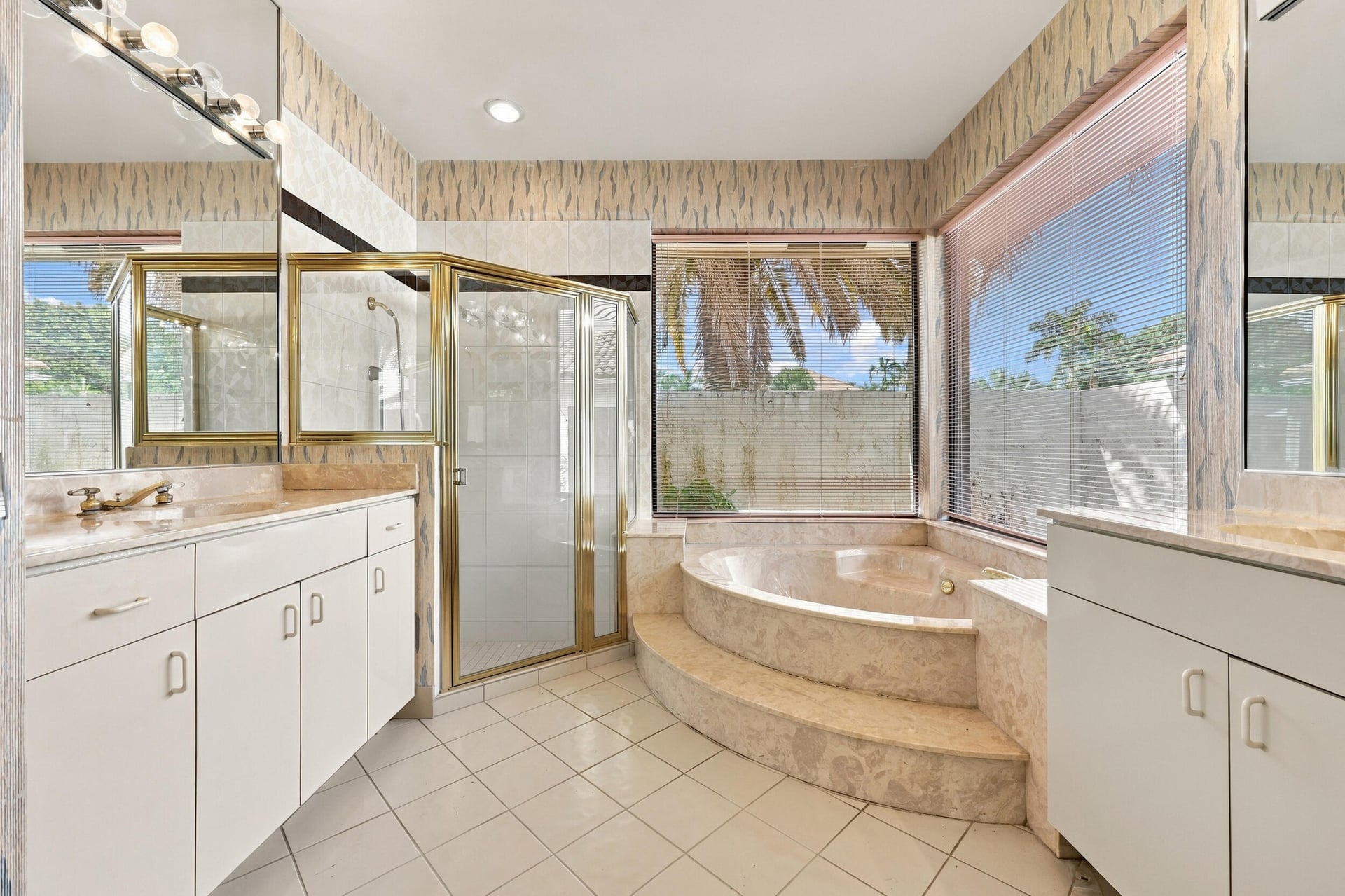 Residence photo 35