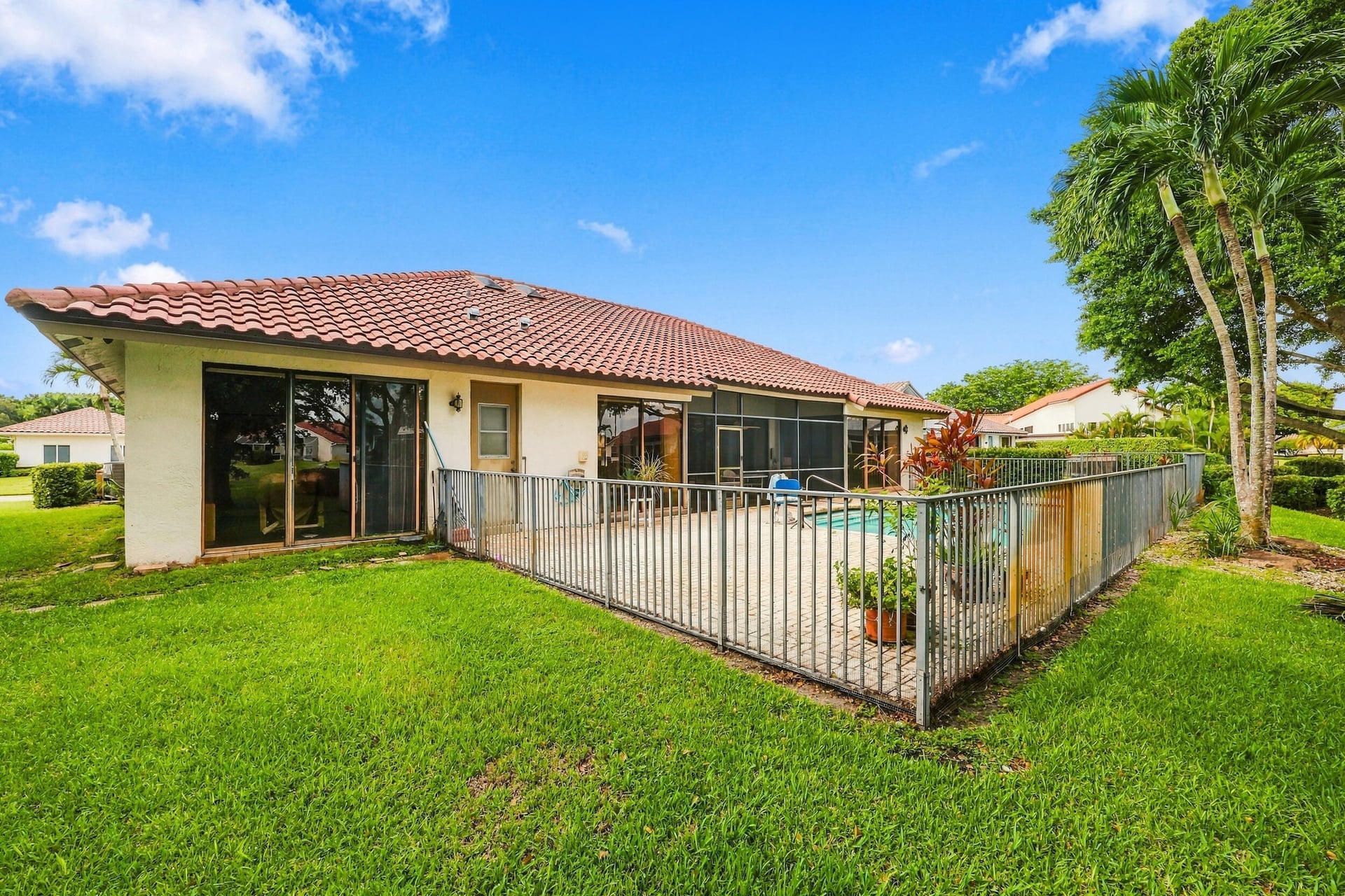 Residence photo 62
