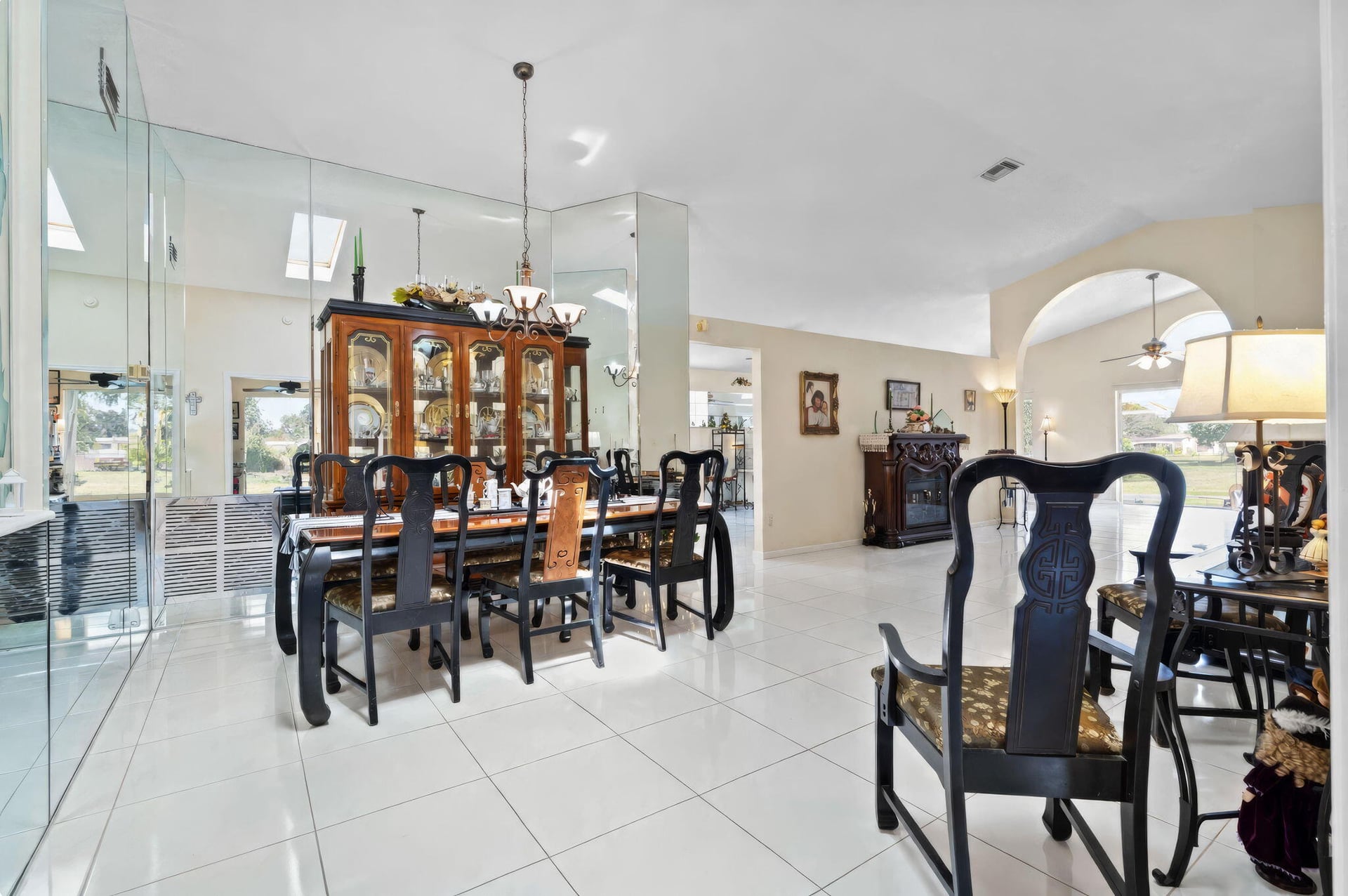 Residence photo 9