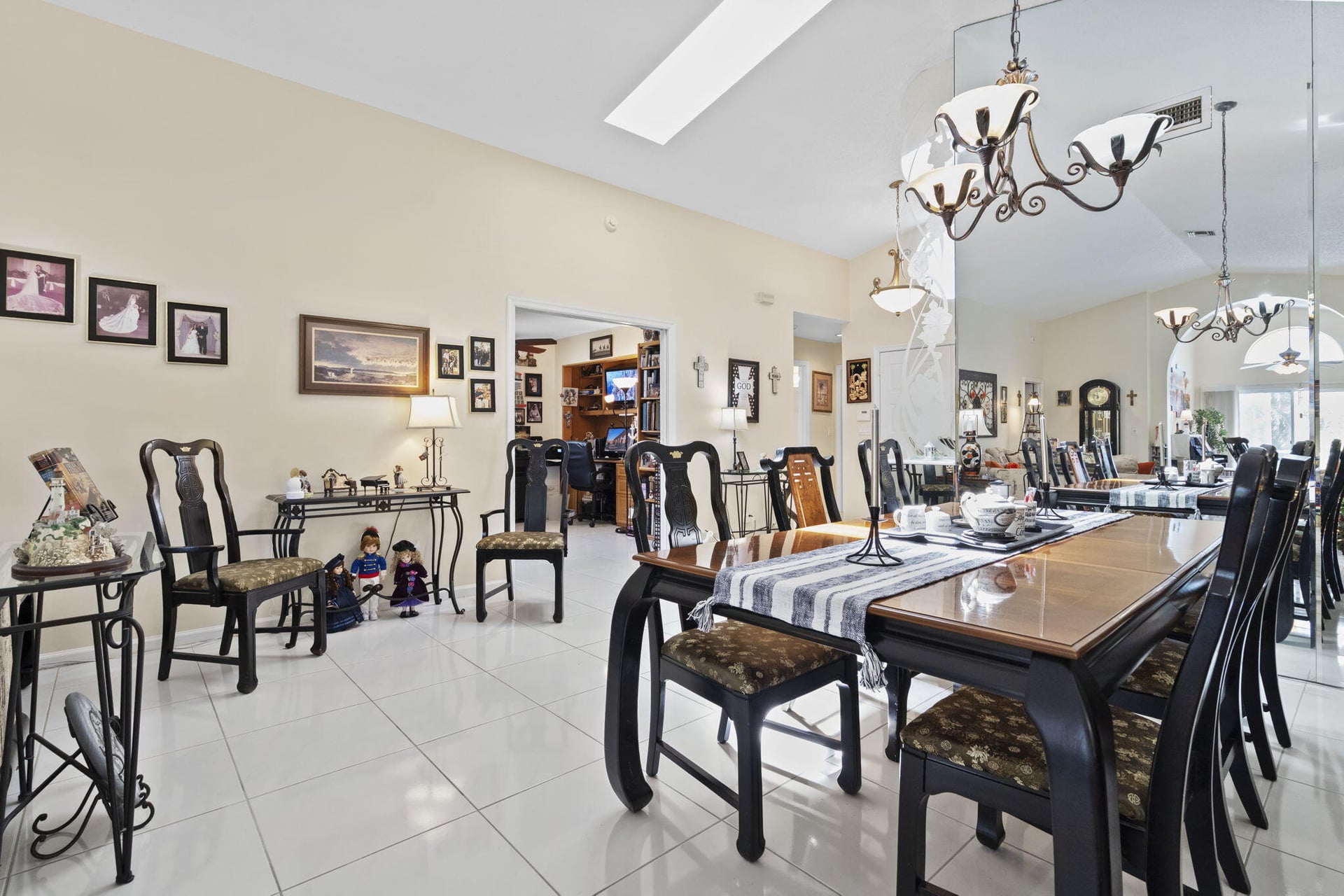 Residence photo 15