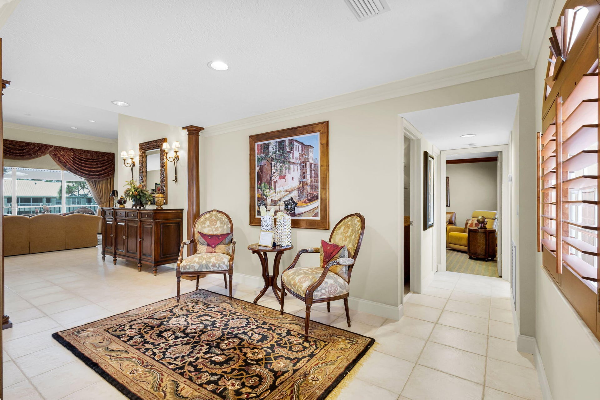  Residence photo 12