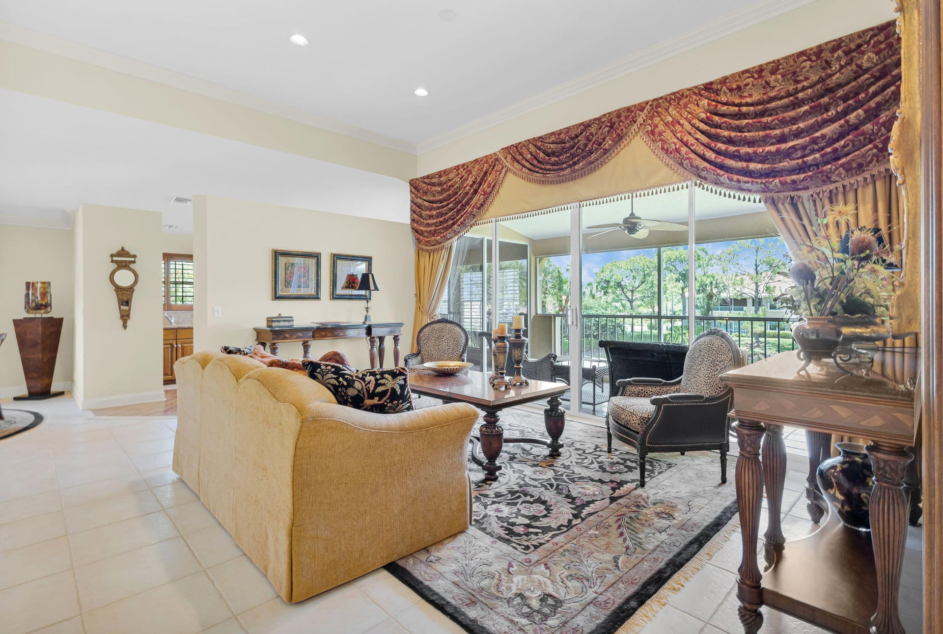  Residence photo 28