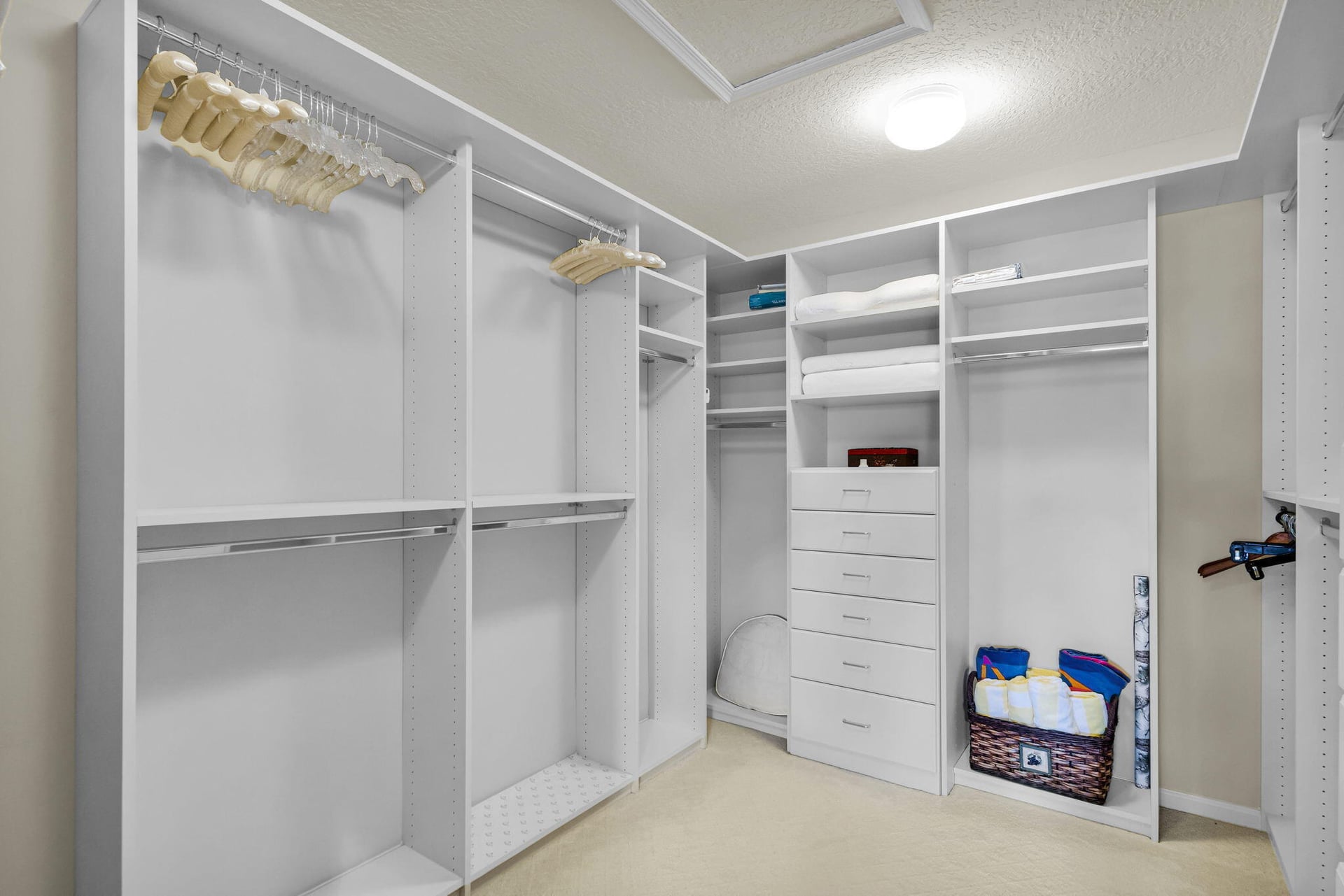  Residence photo 42