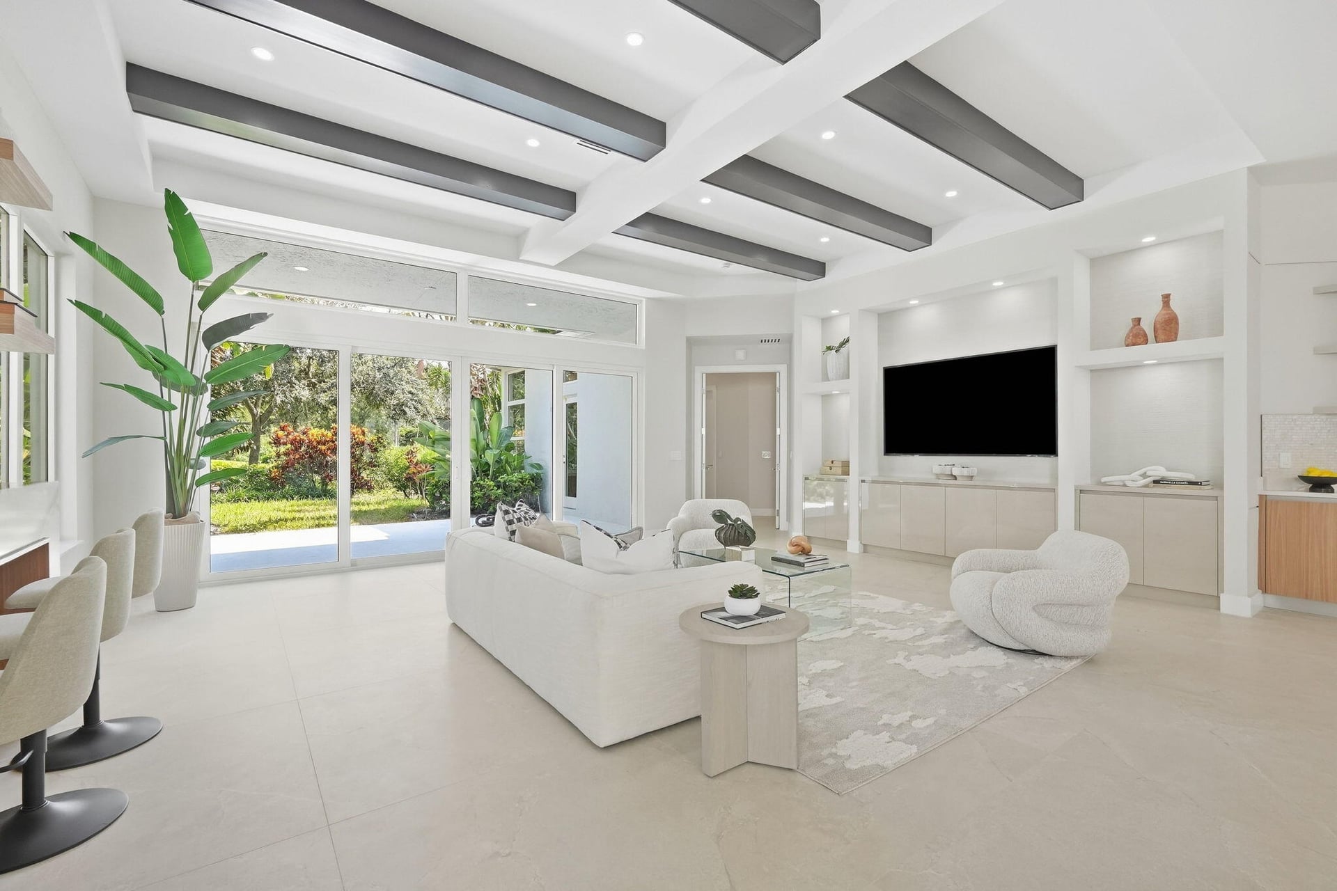 Residence photo 16