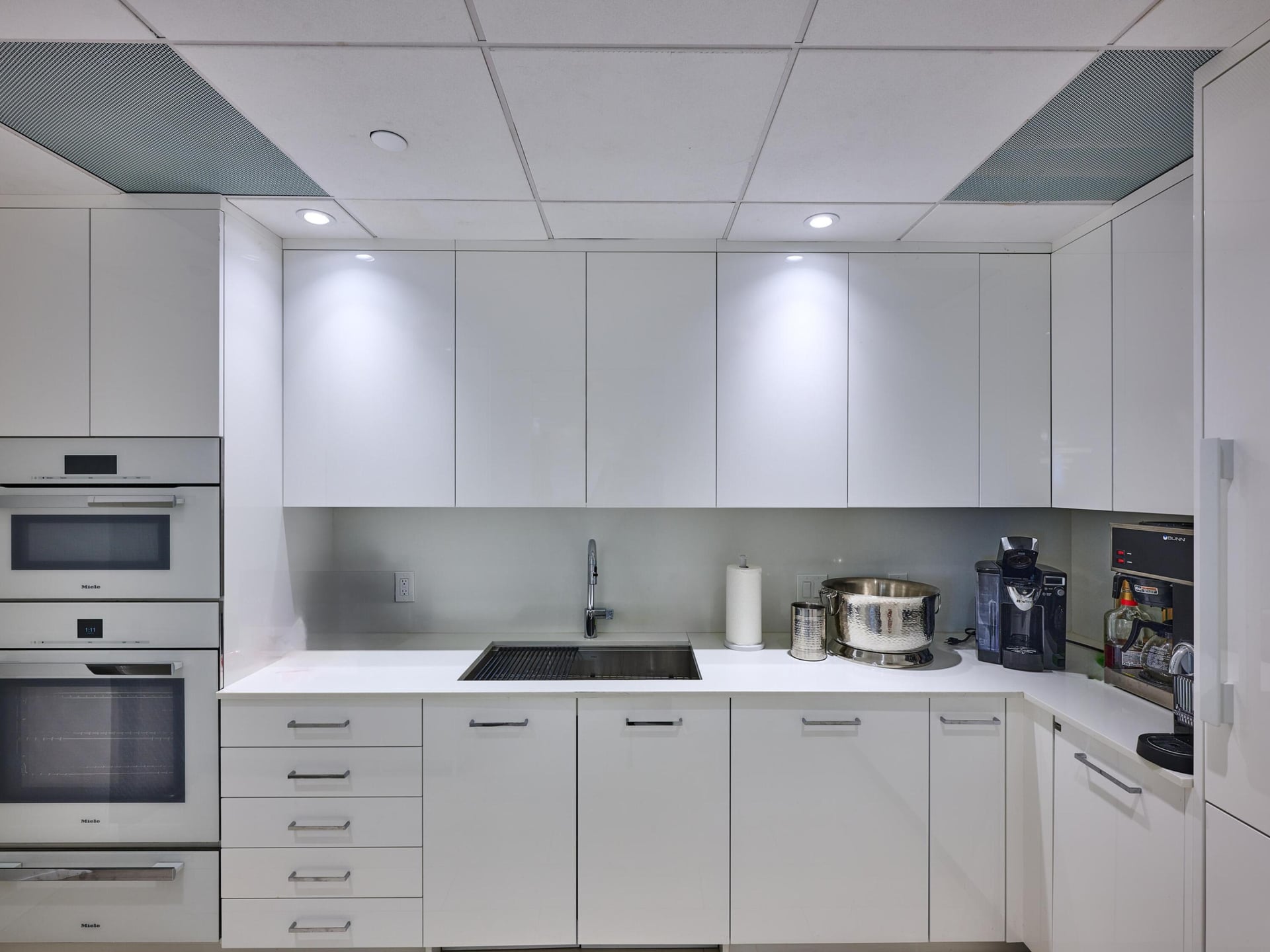  Unit 403 photo 25