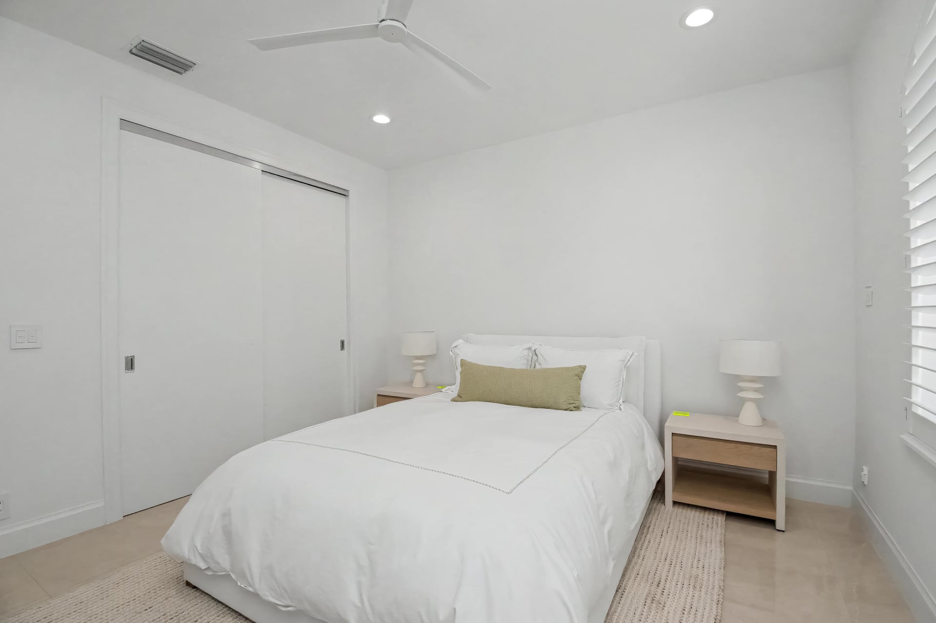 Residence photo 32
