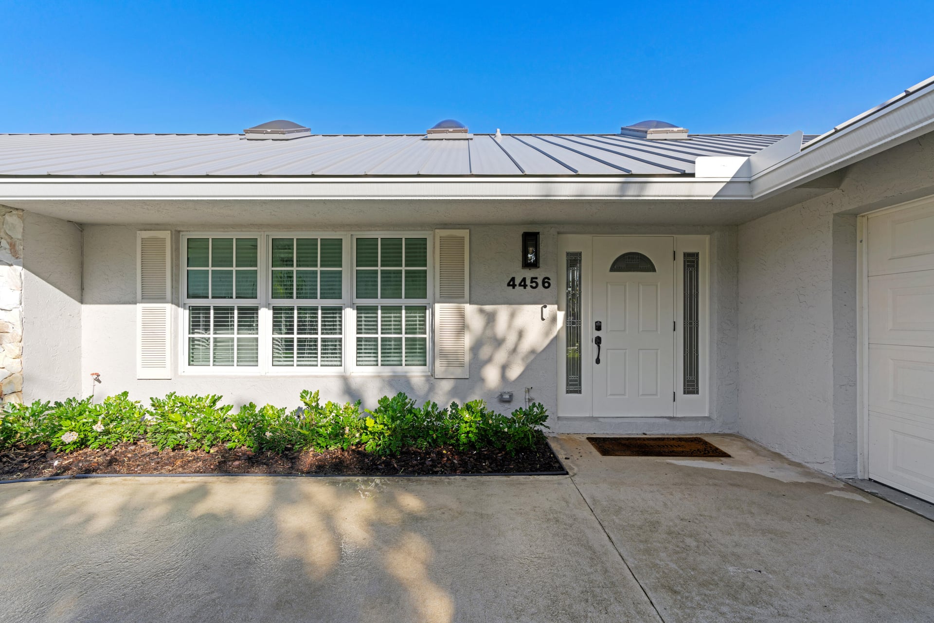 Residence photo 2
