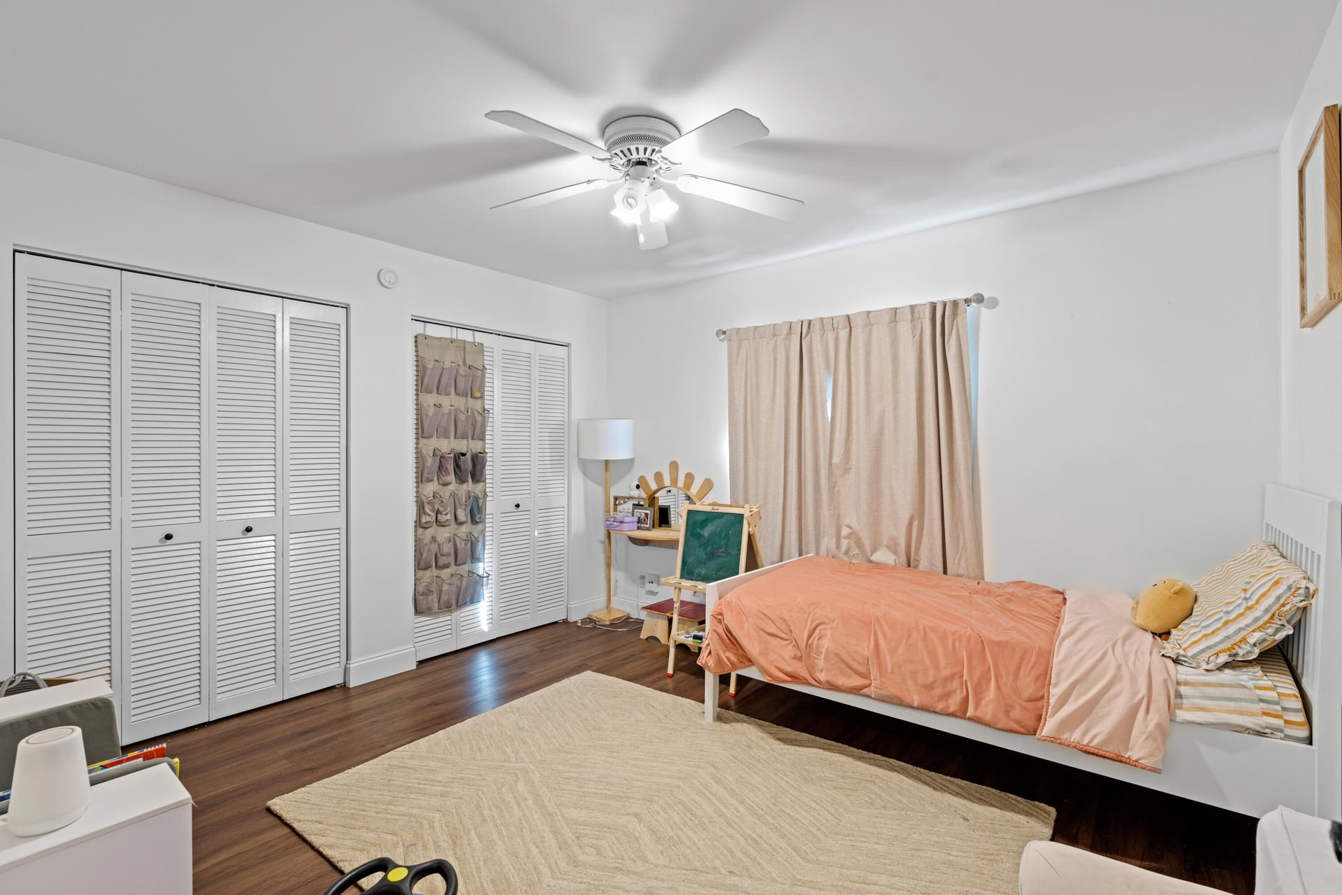 Residence photo 18