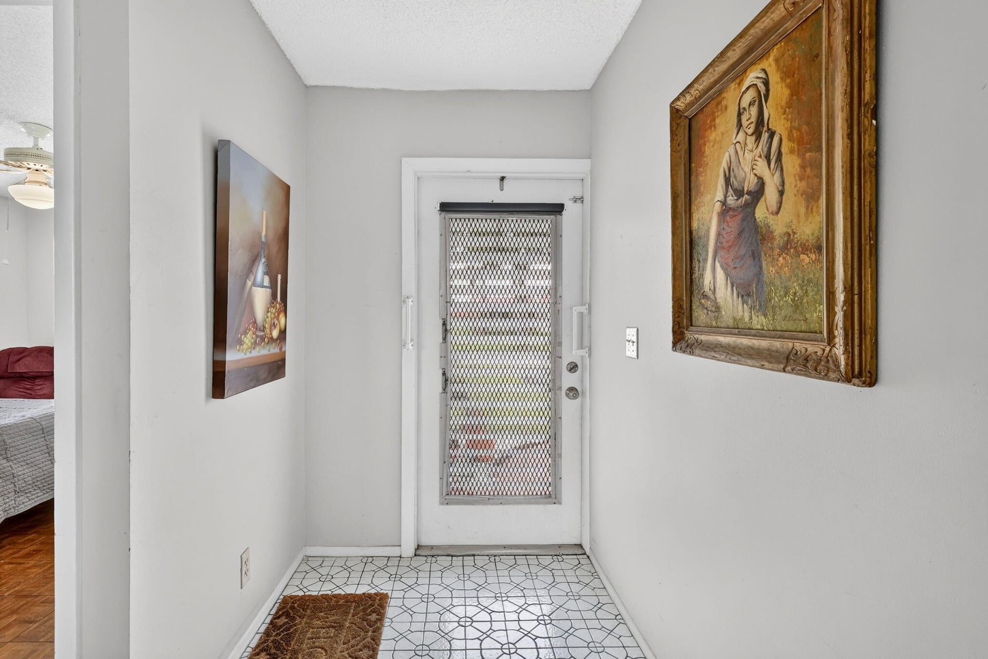 Residence photo 4