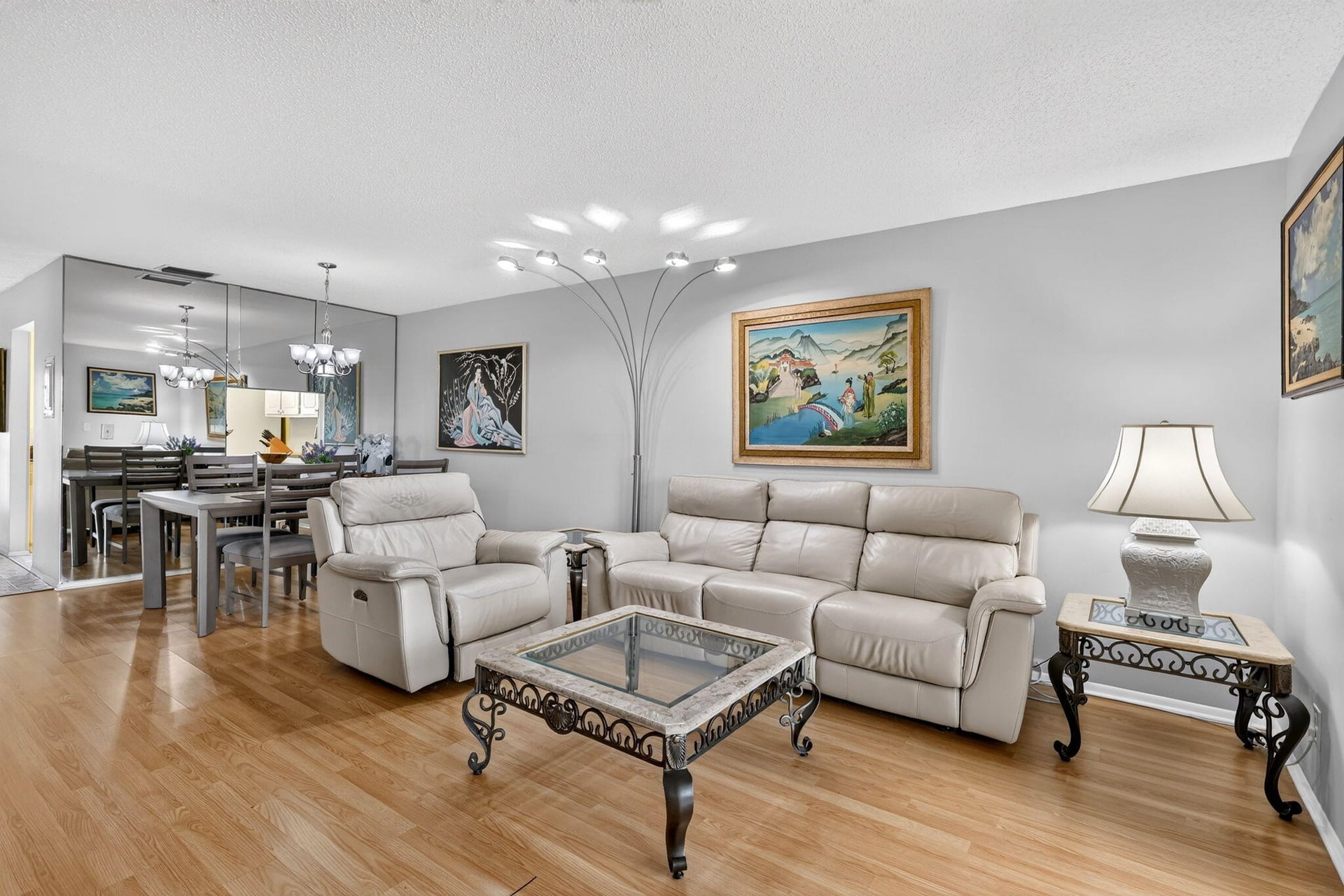 Residence photo 15