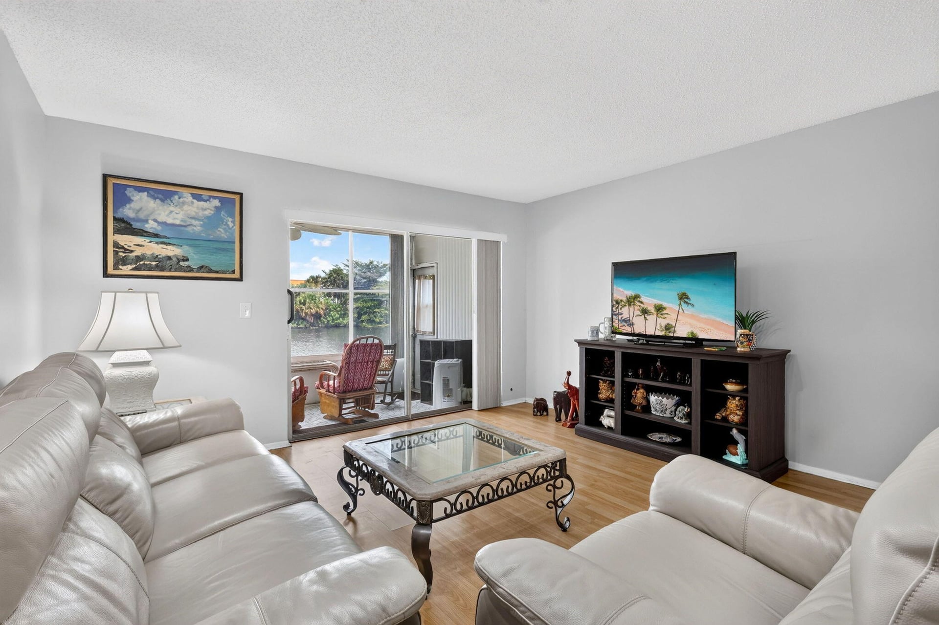 Residence photo 16