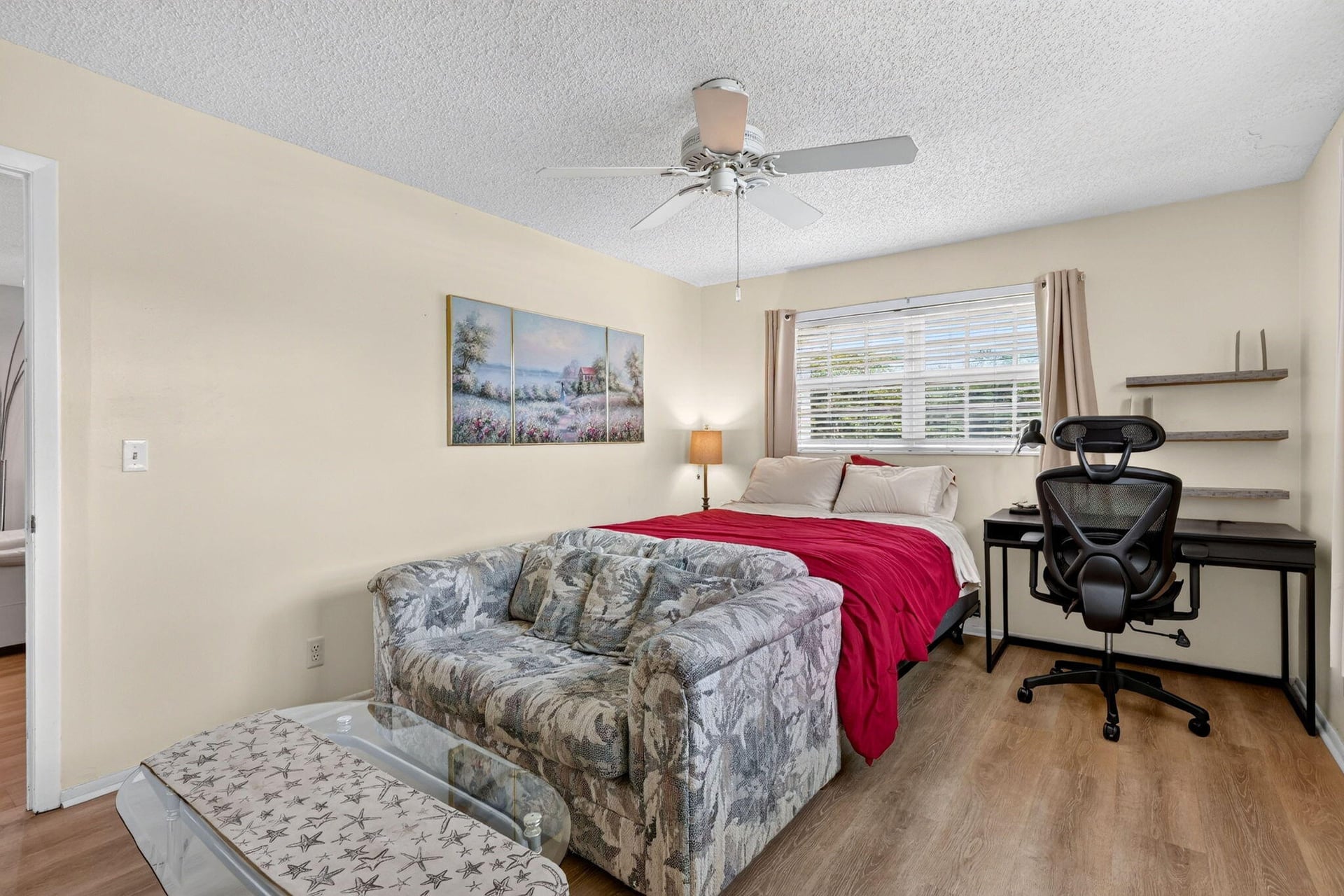 Residence photo 18