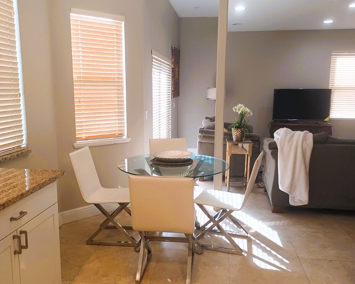 Residence photo 11