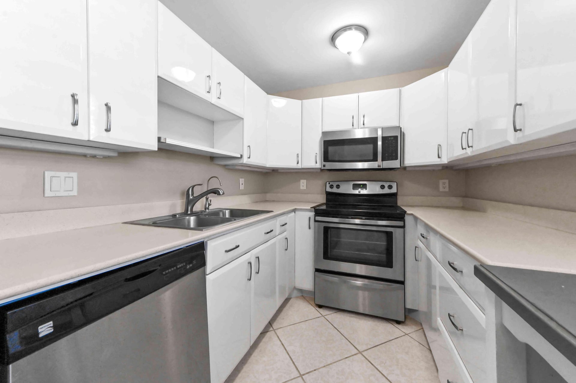 South Palm Beach Unit 305 photo 7