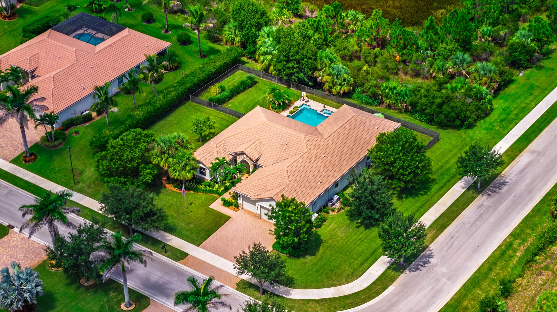  Residence photo 4