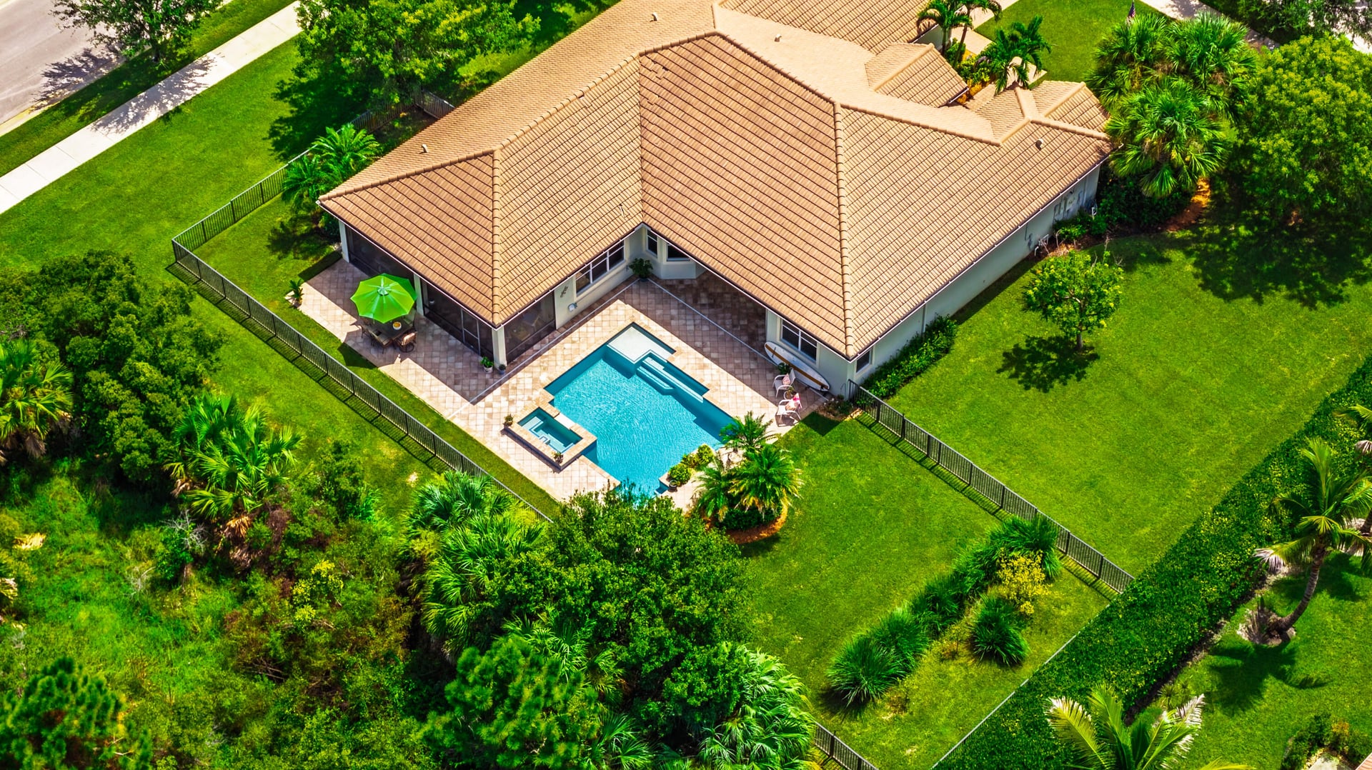  Residence photo 6