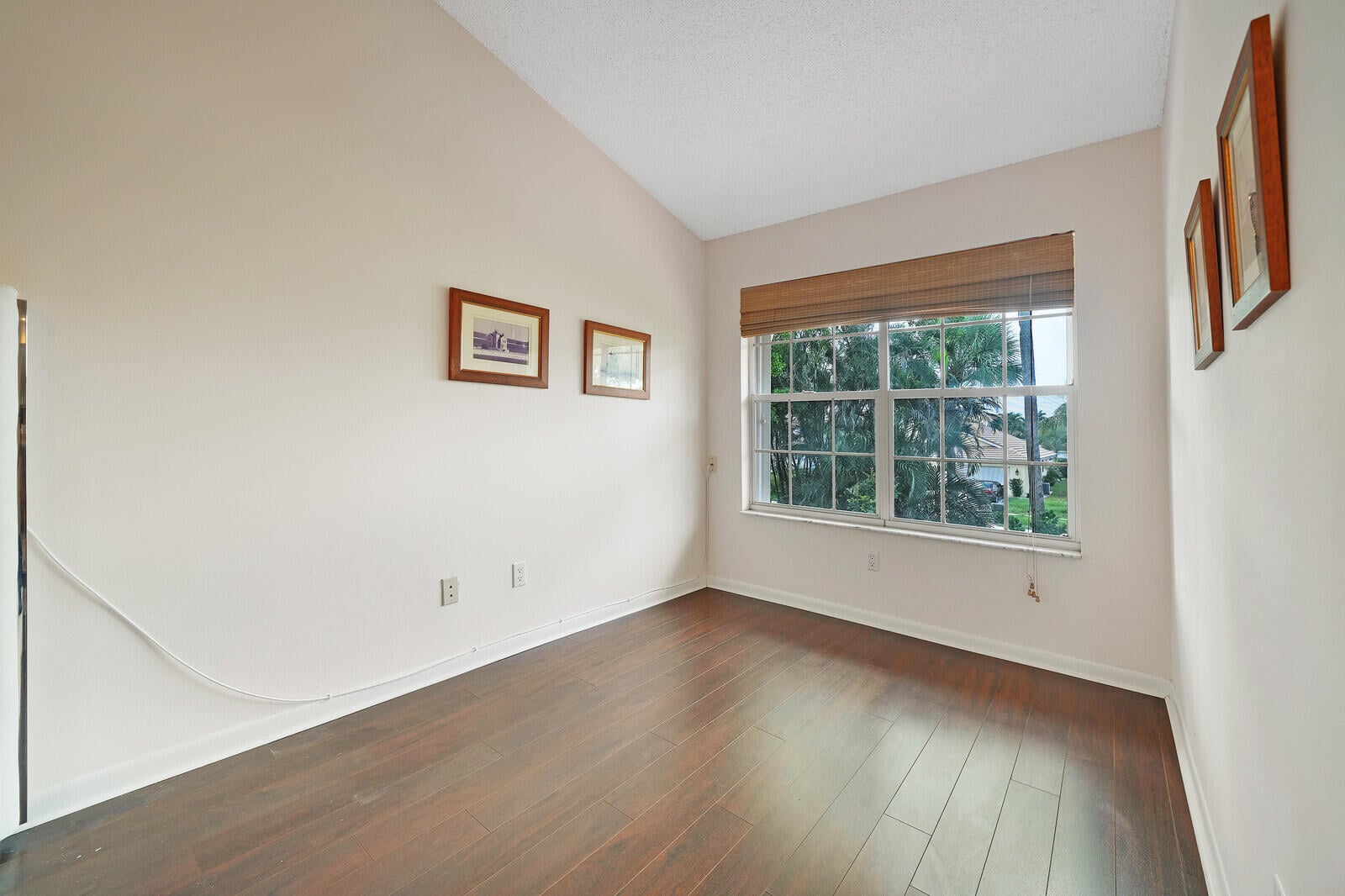  Residence photo 18
