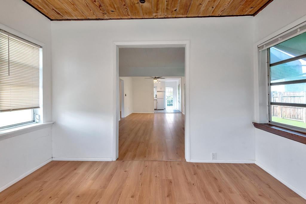 Residence photo 5