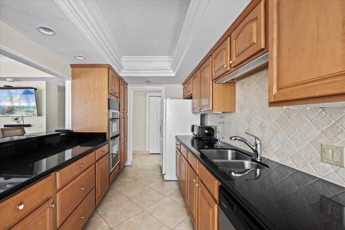 Martinique Singer Island Unit 2304 photo 45