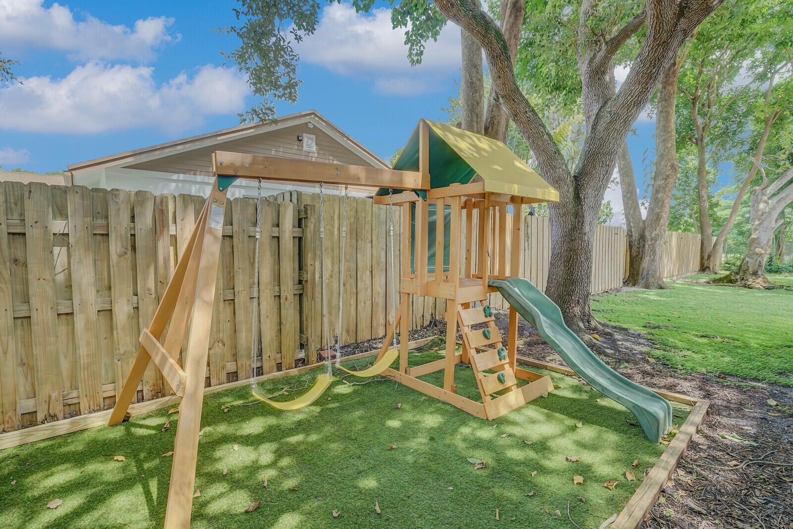  Residence photo 30
