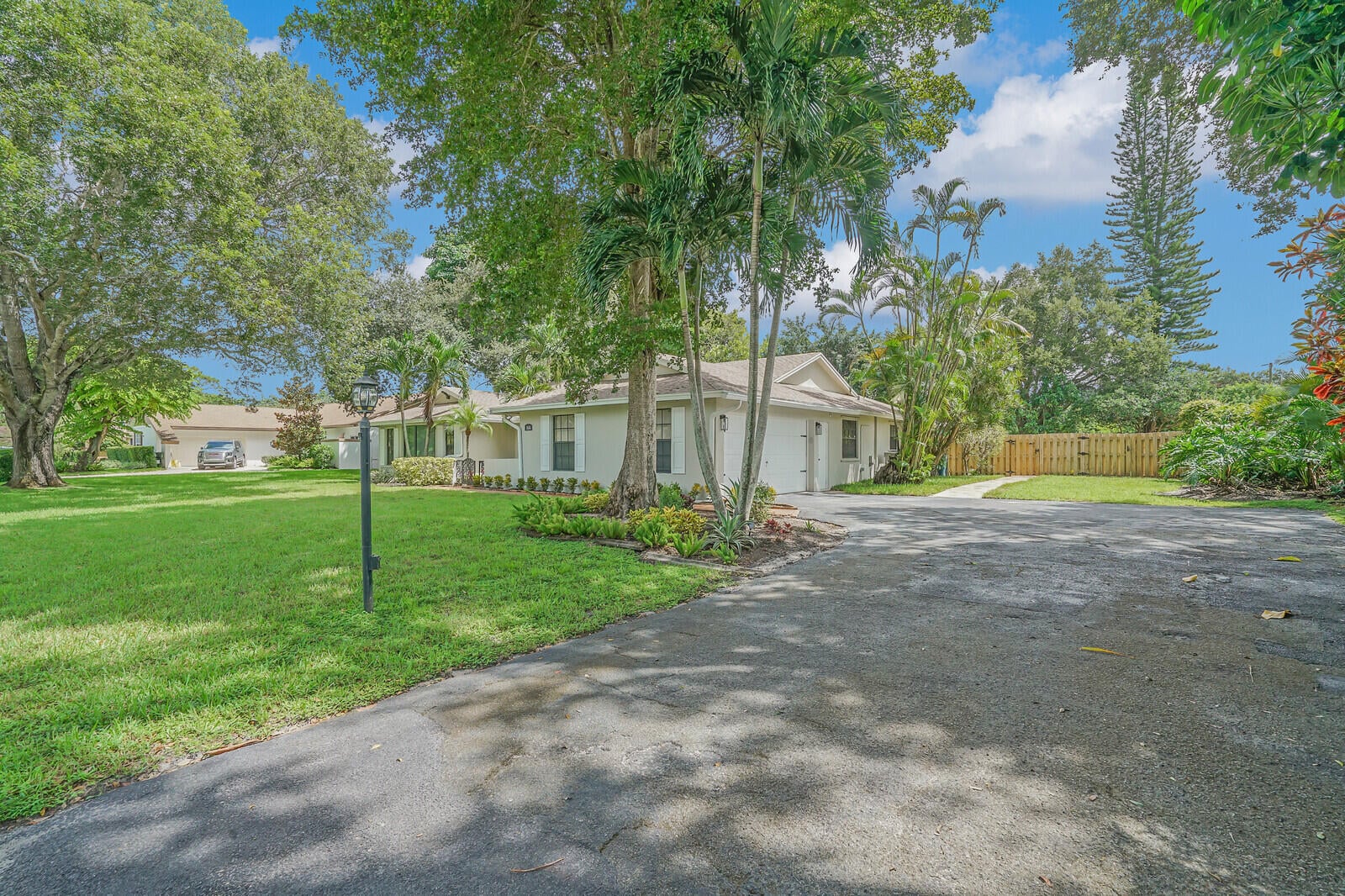  Residence photo 53