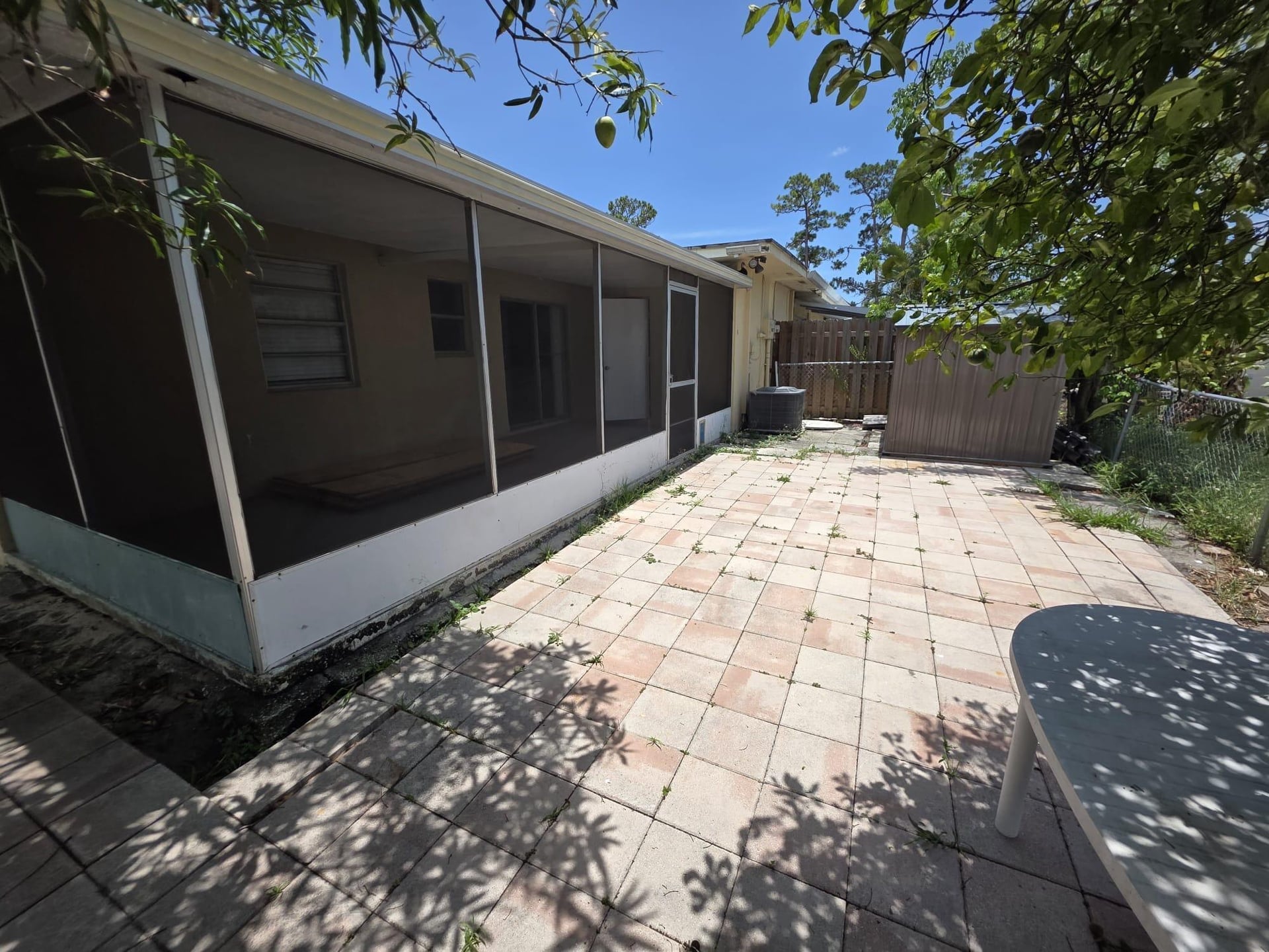 Residence photo 3