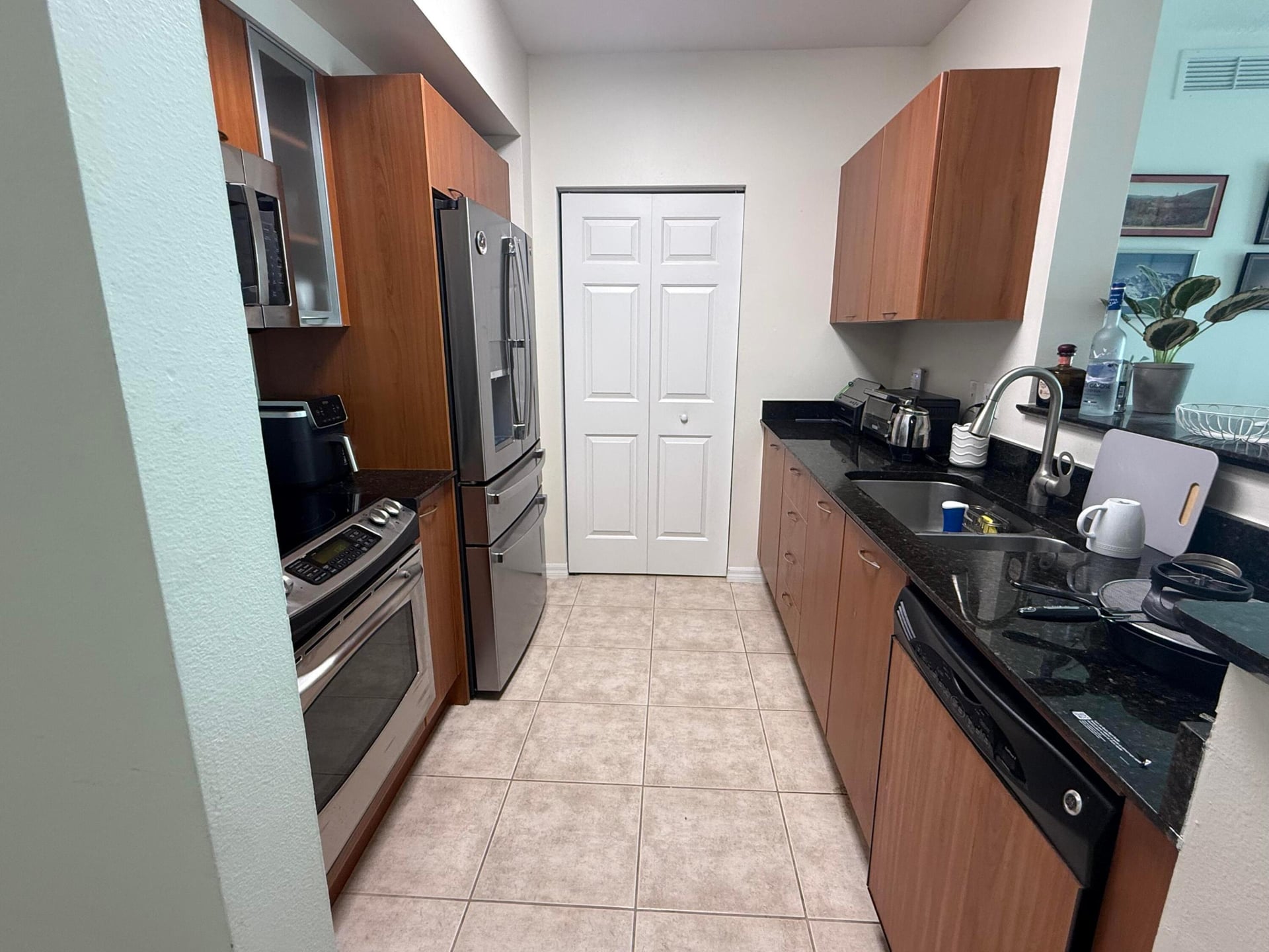  Unit 1103 photo 6
