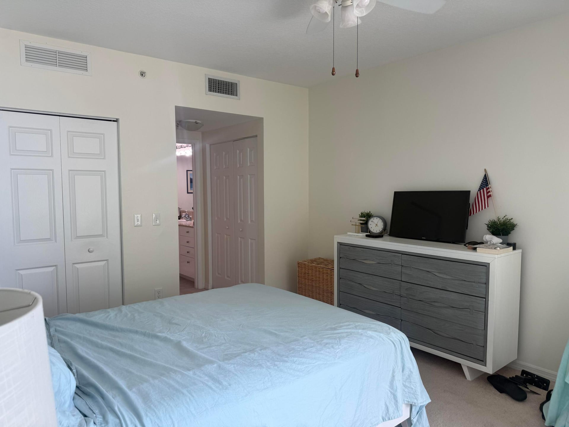  Unit 1103 photo 12