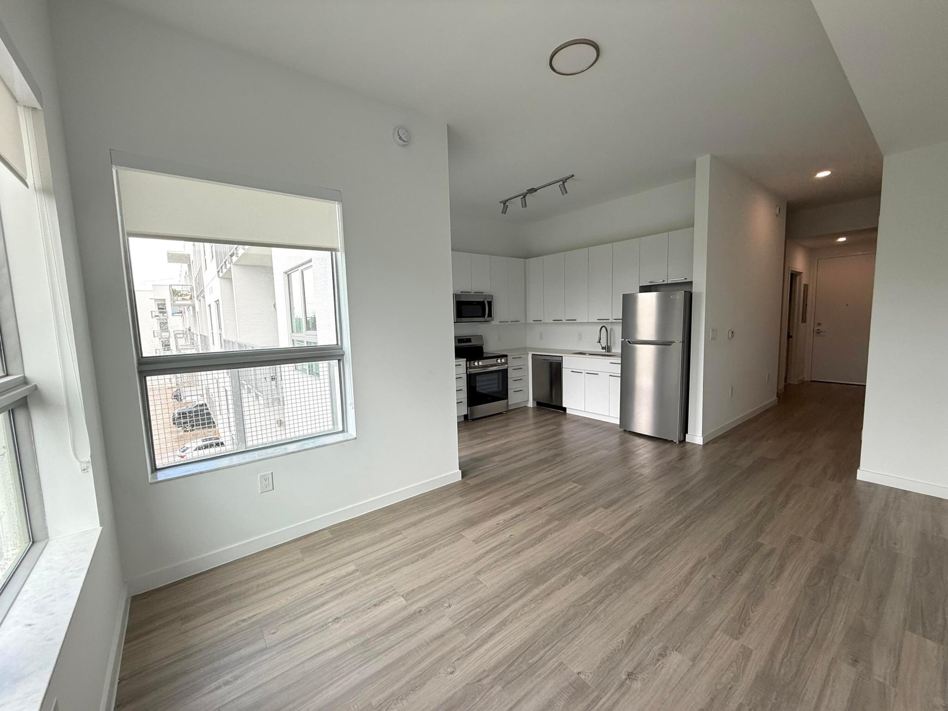Downtown West Palm Beach Unit 321 photo 4