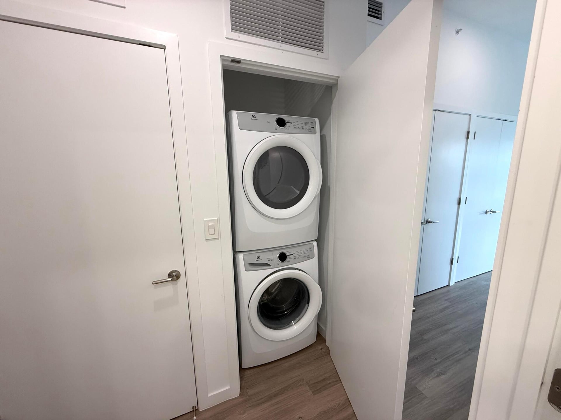 Downtown West Palm Beach Unit 321 photo 8